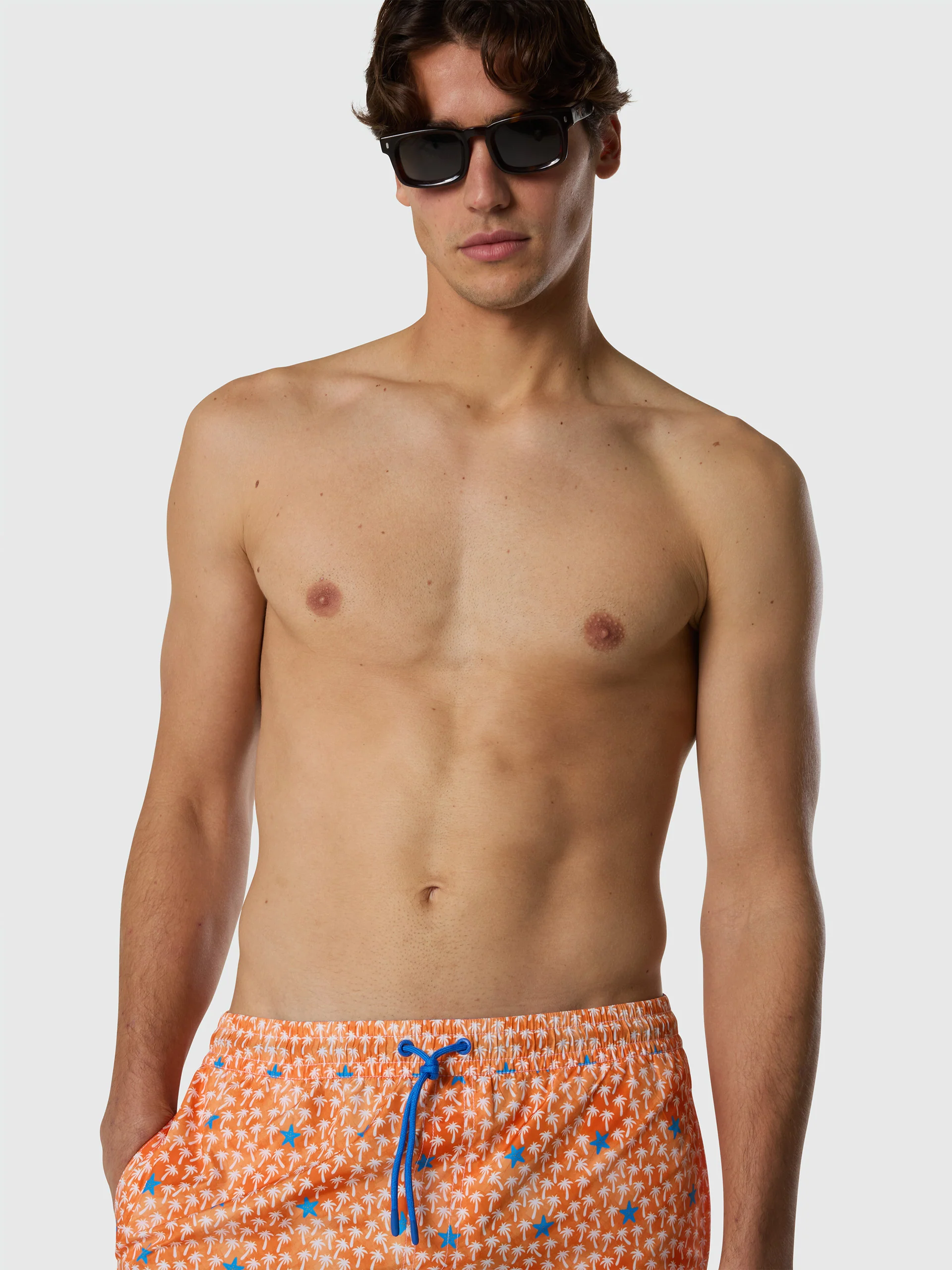 Swim shorts with graphic print - Image 15