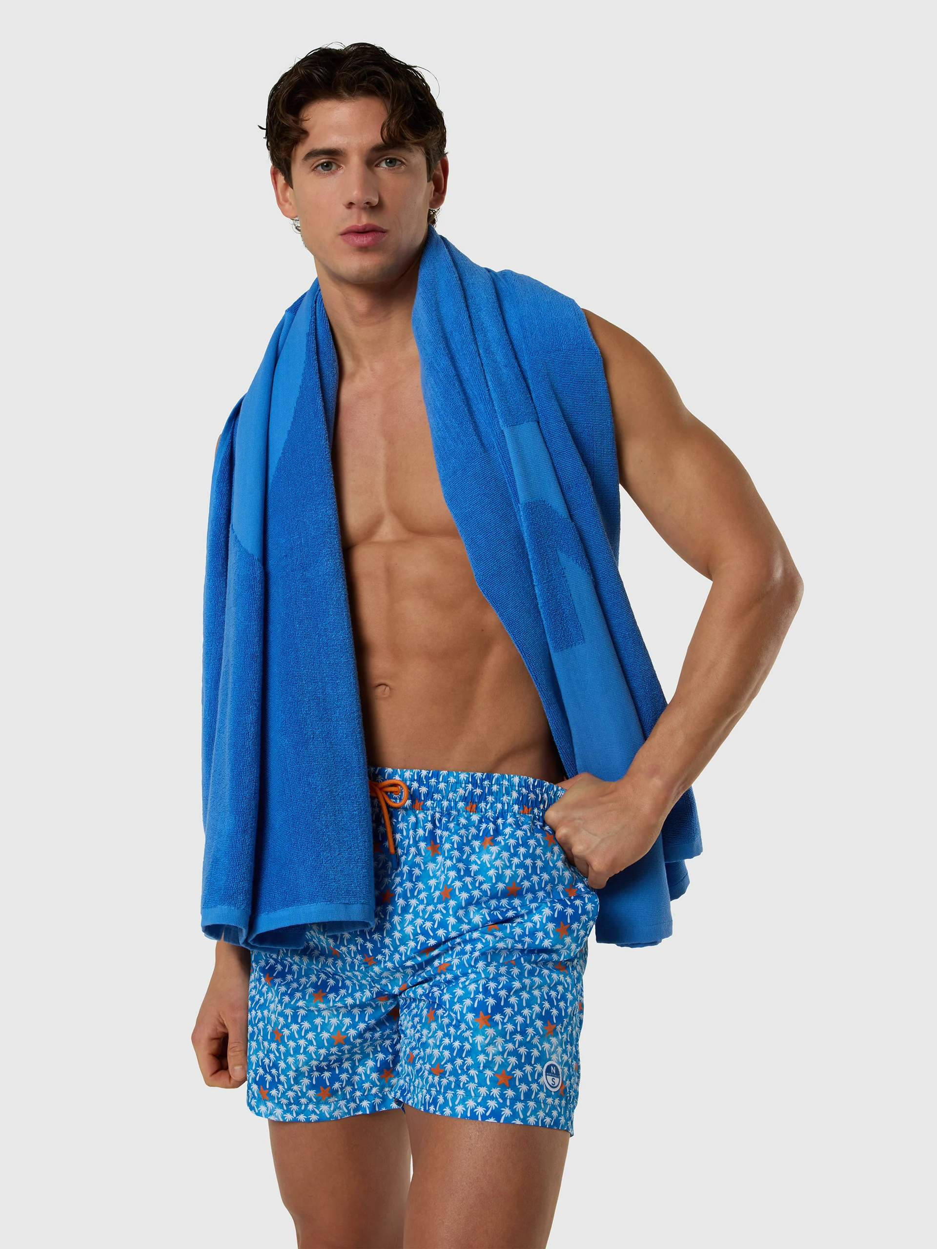 Swim shorts with graphic print - Image 21