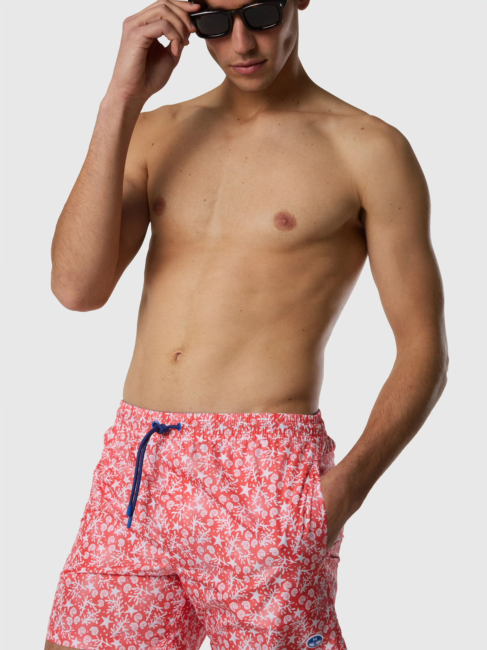 Swim shorts with graphic print - Image 28