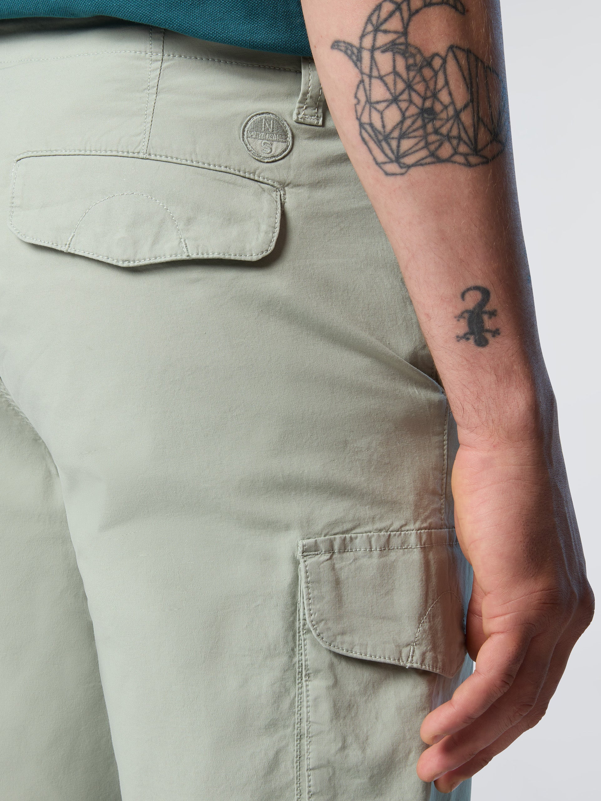 America poplin cargo shorts - Image 11