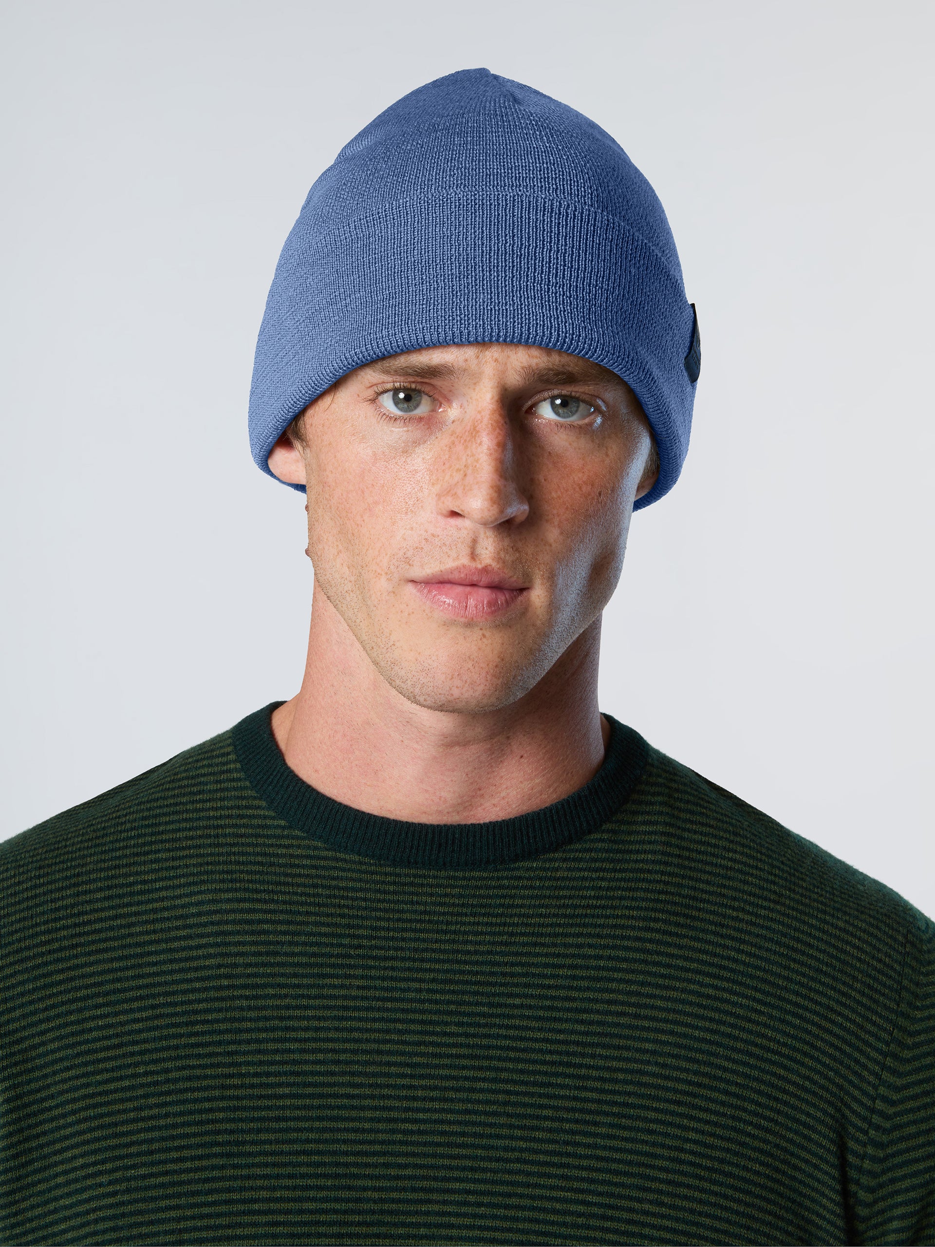 Fine-knit beanie with turn-up - Image 13