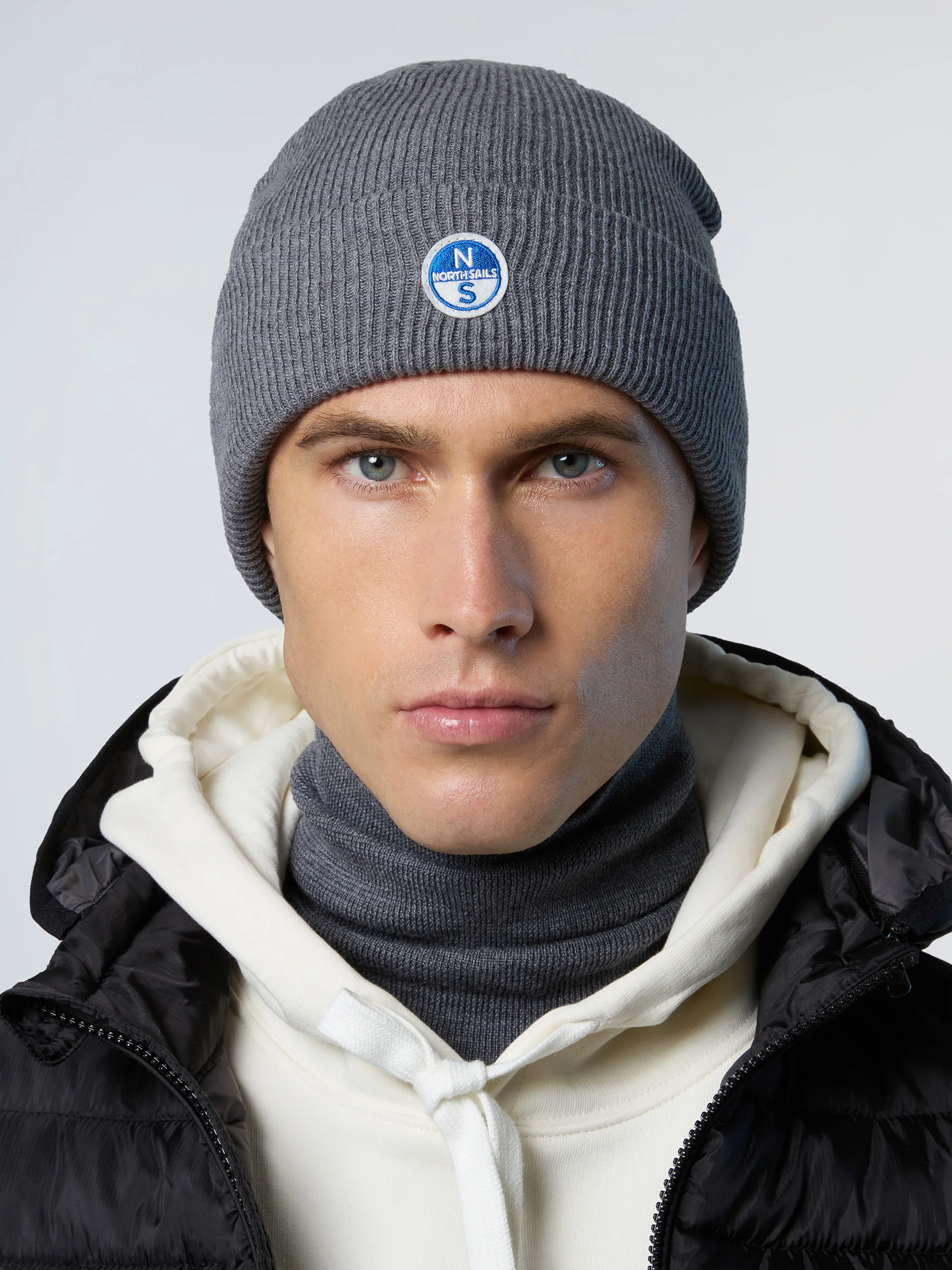 Micro-rib beanie with logo patch - Image 4