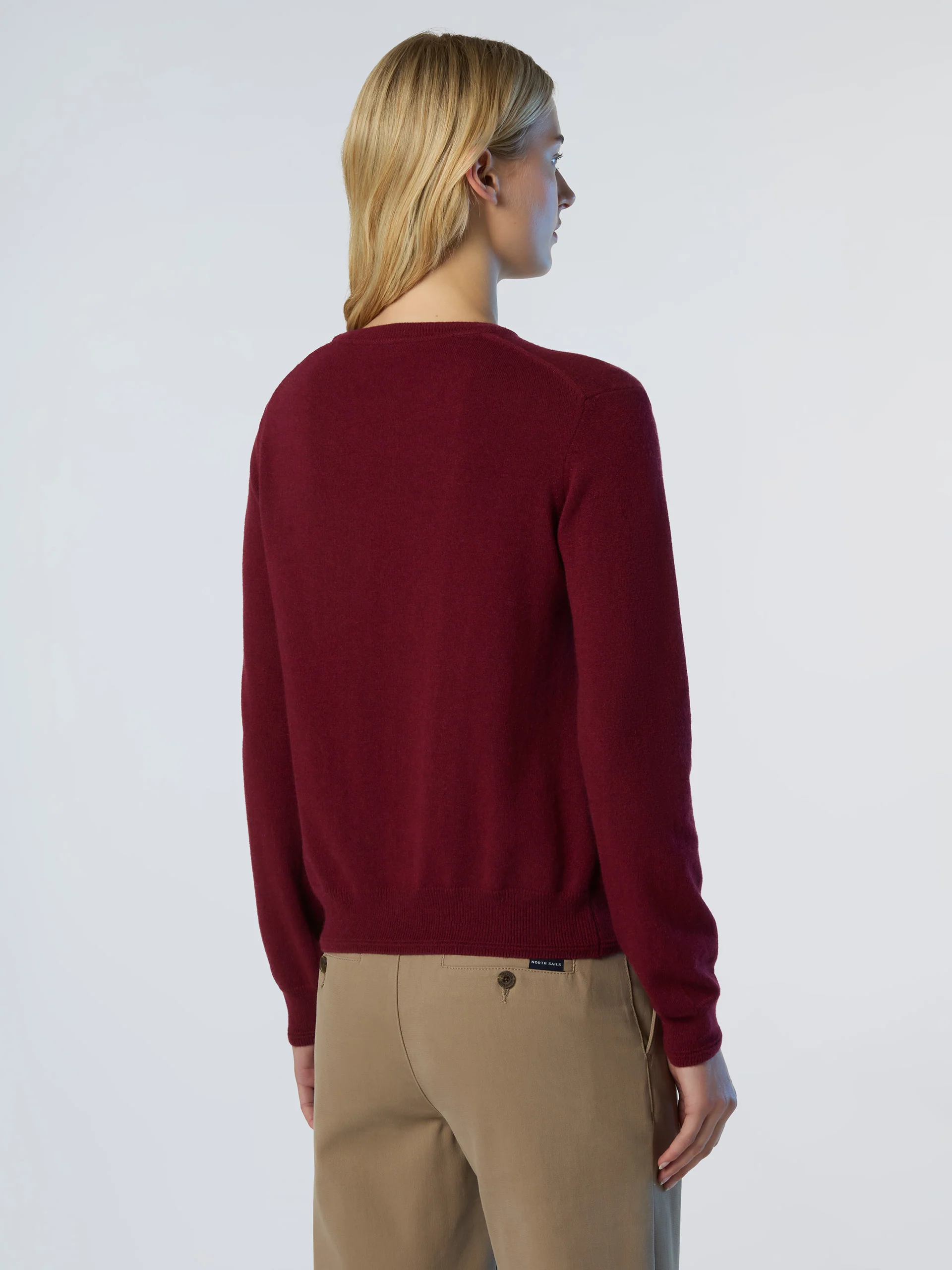 Crew-neck cashmere blend sweater - Image 10