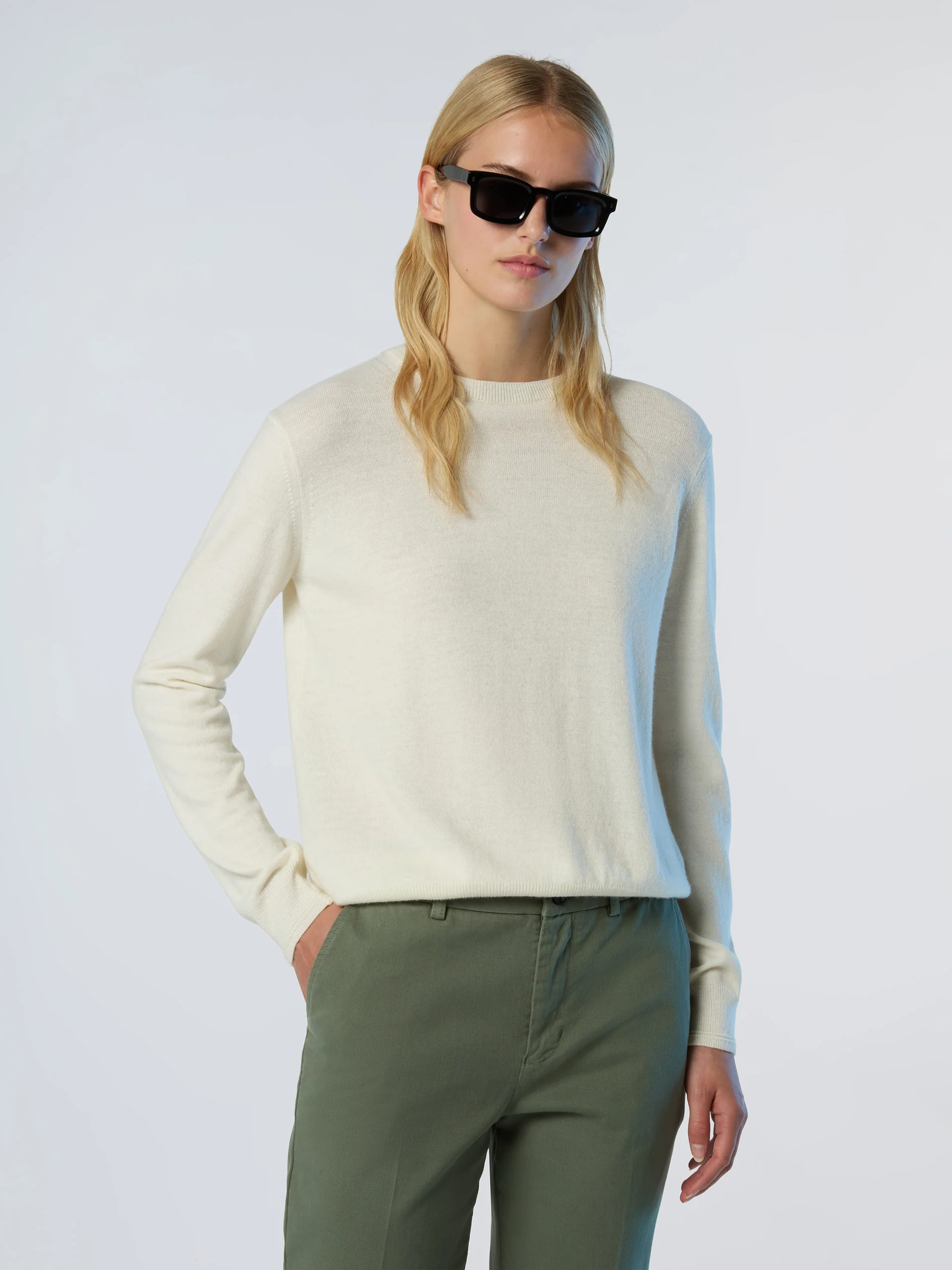 Crew-neck cashmere blend sweater - Image 2