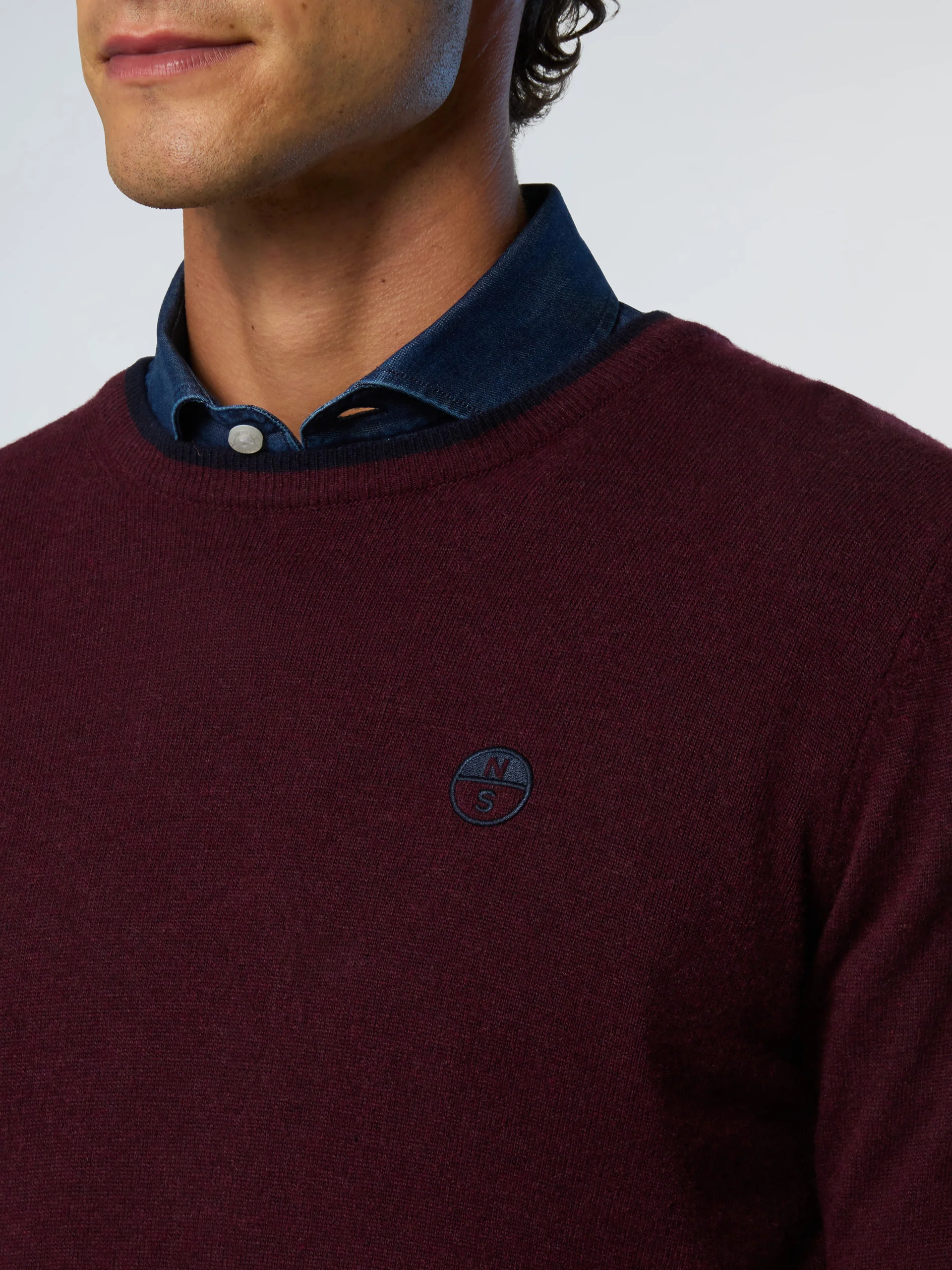Crew-neck sweater with embroidered logo - Image 12