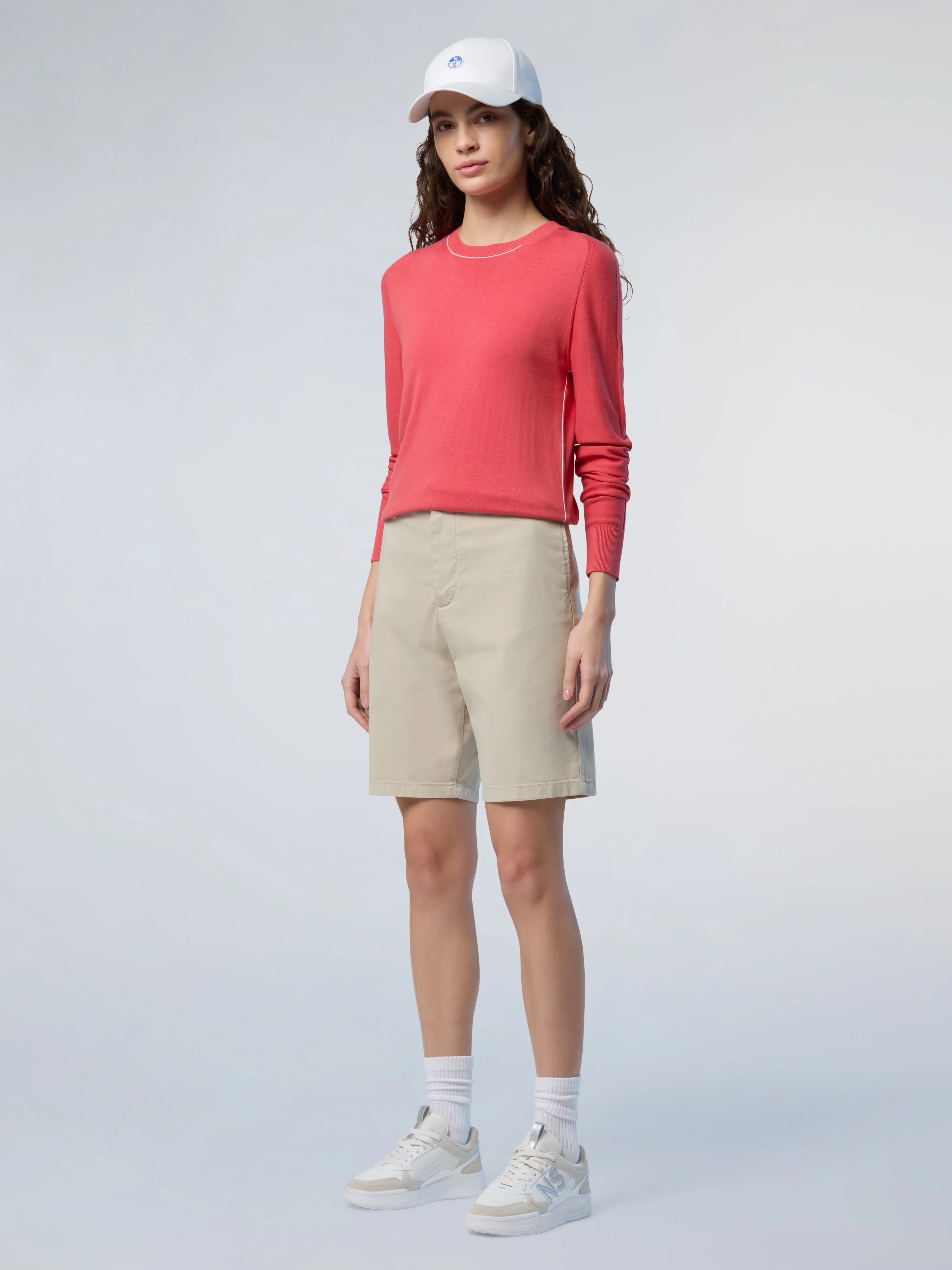 Crew-neck aloe vera sweater - Image 11