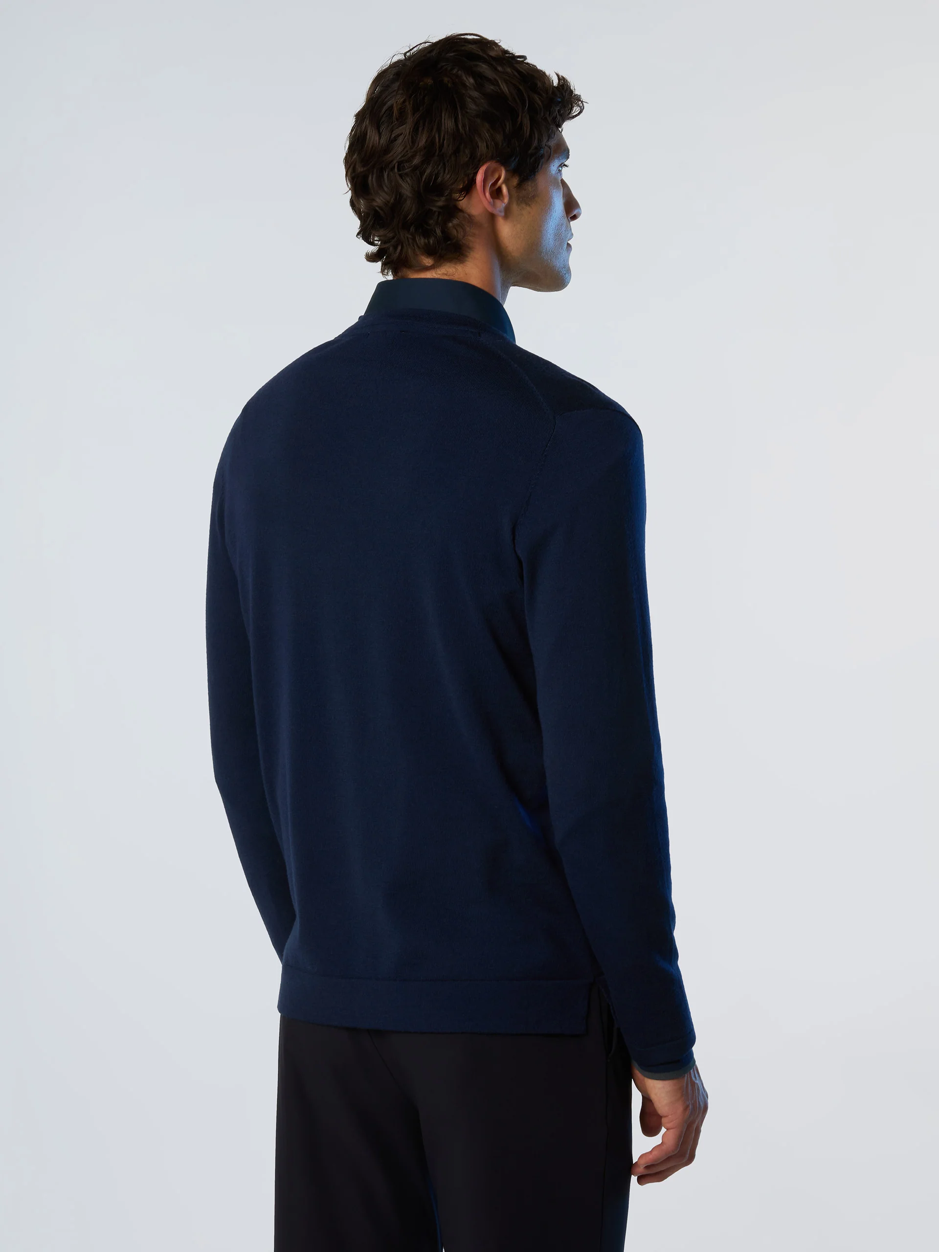 Crew-neck sweater with slits - Image 4
