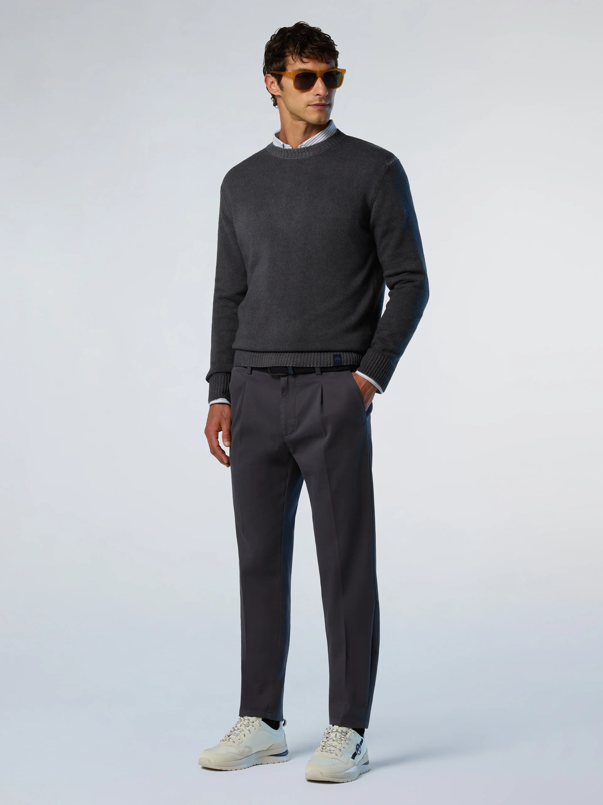 Faded crew-neck sweater - Image 11
