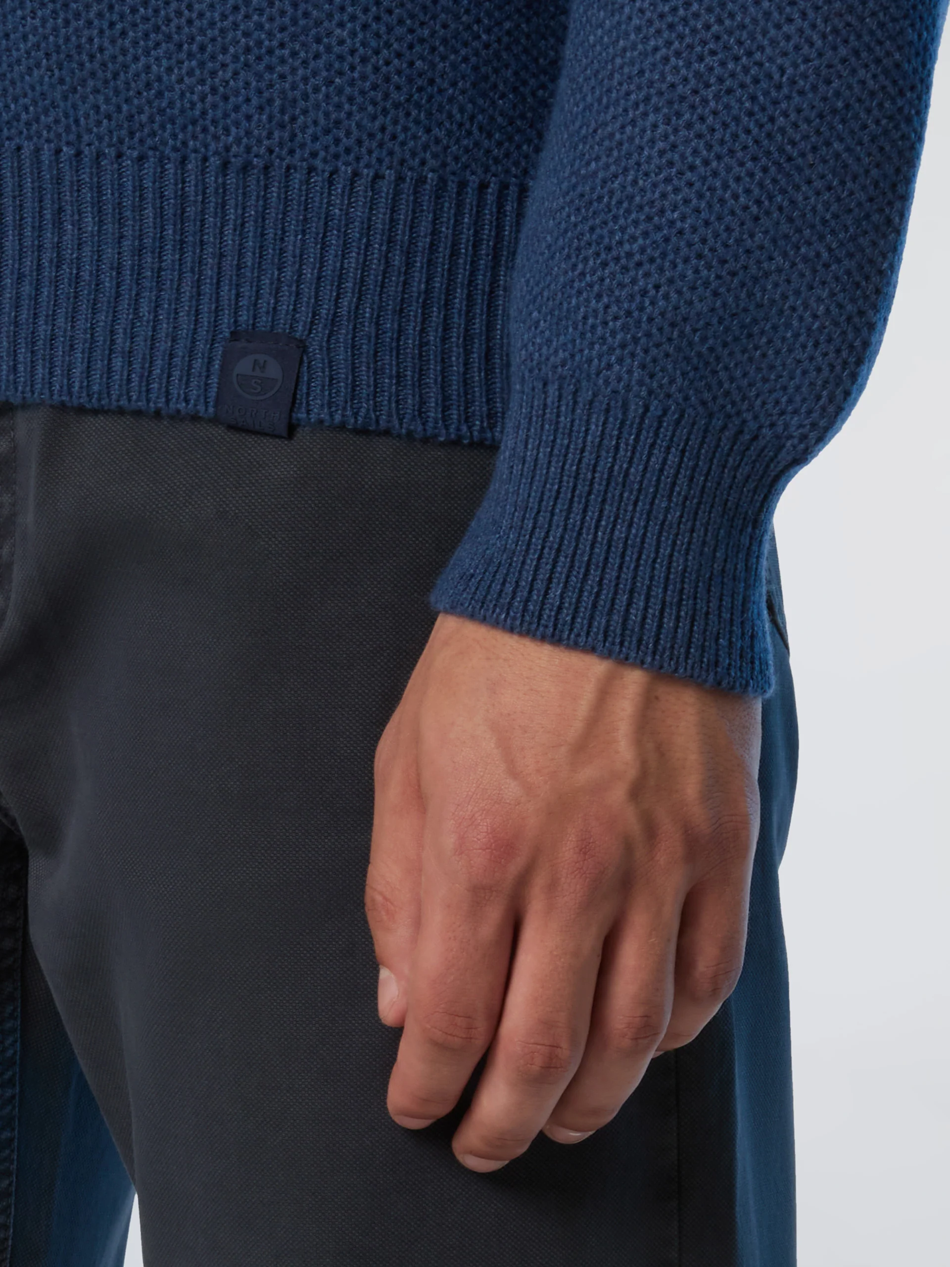 Honeycomb crew-neck sweater - Image 18