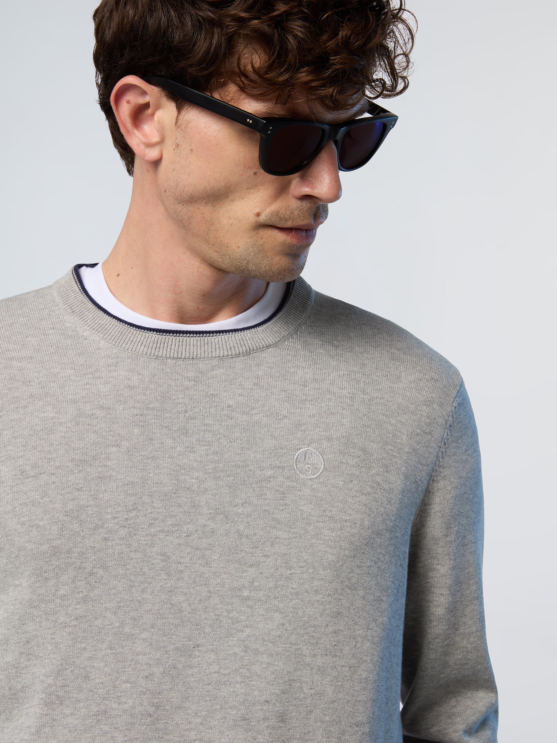 Sweater with embroidered logo - Image 26