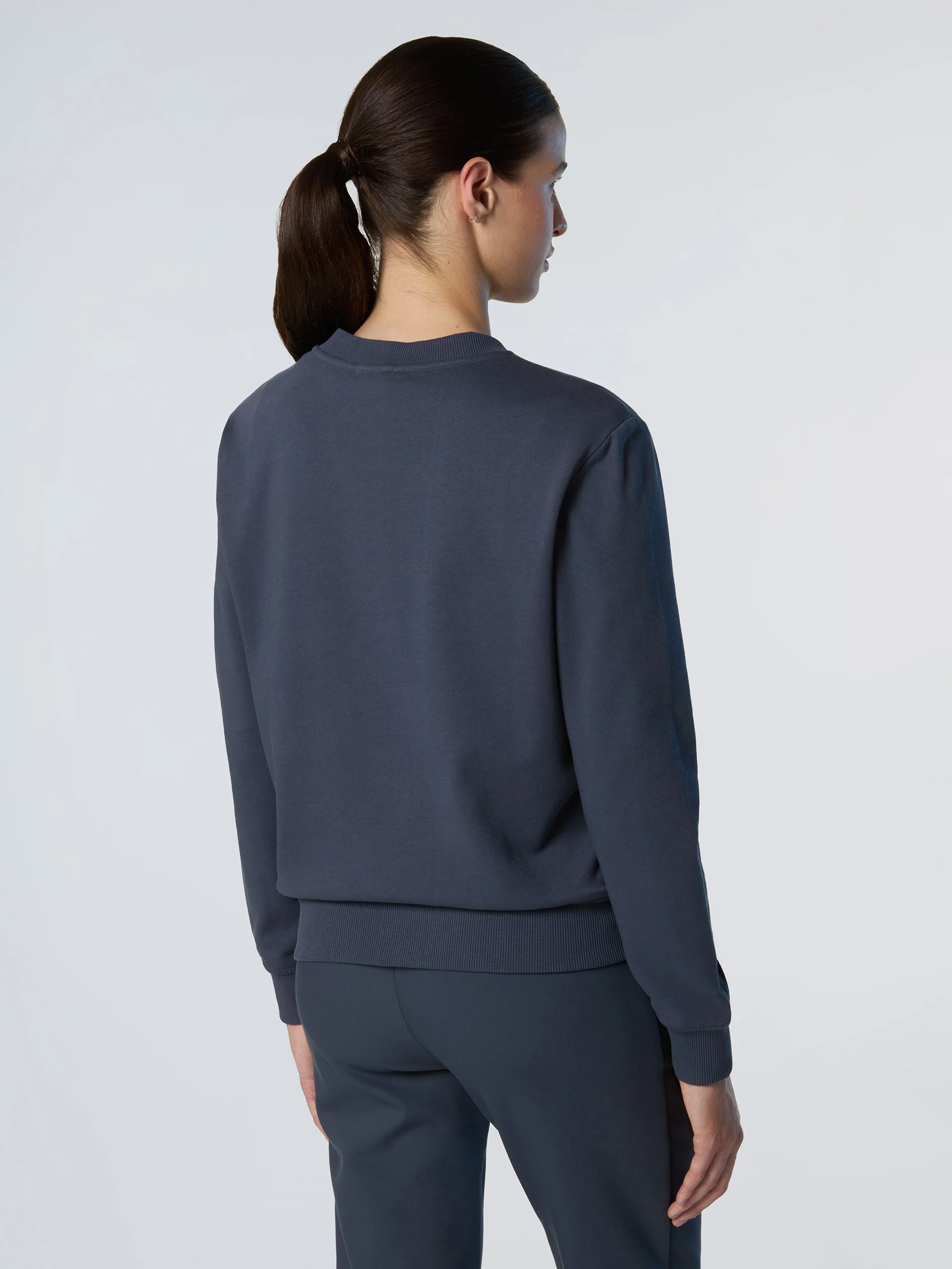 Sweatshirt with tonal logo - Image 19