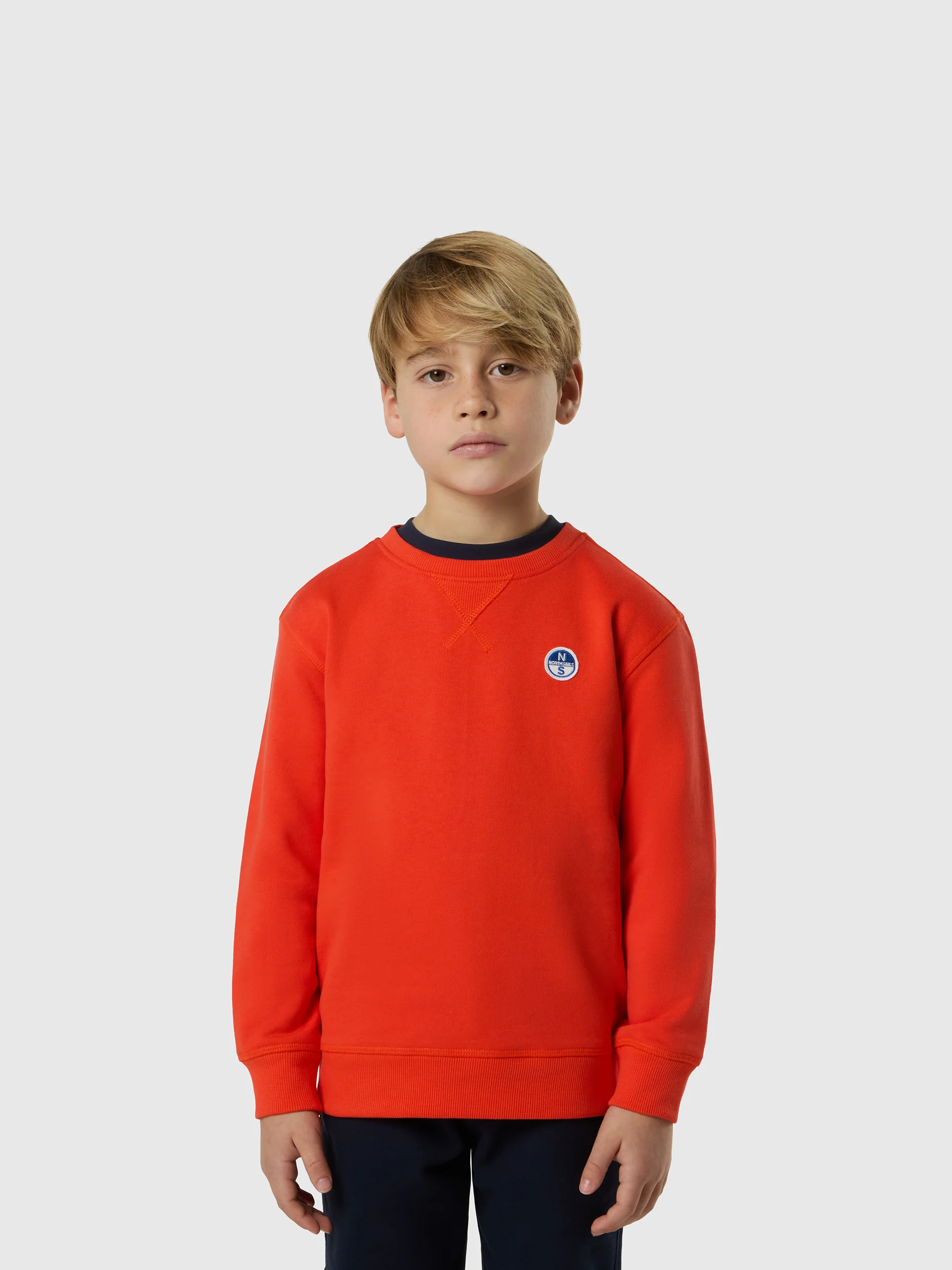 Sweatshirt with logo patch