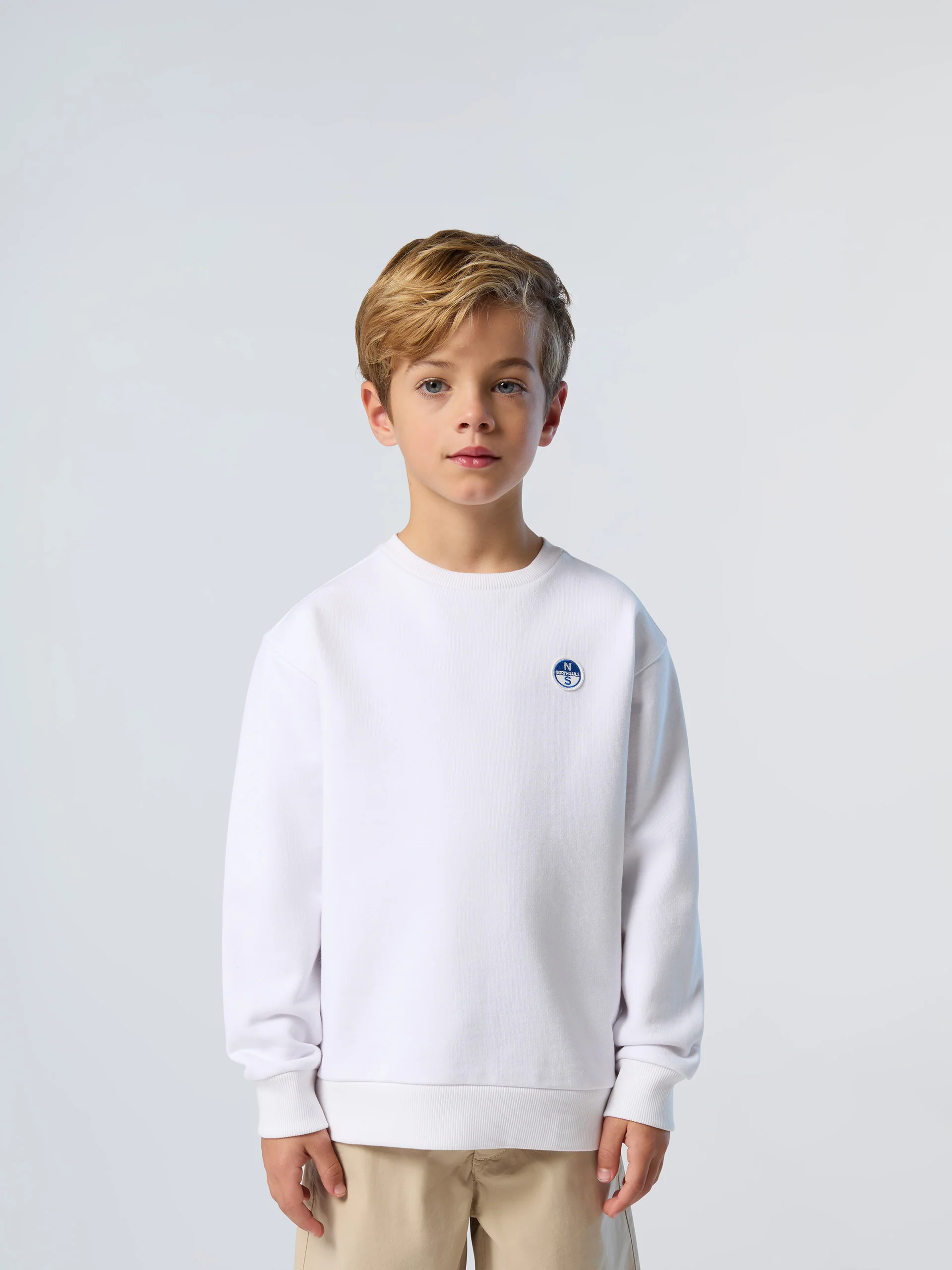 Sweatshirt with logo patch - Image 21