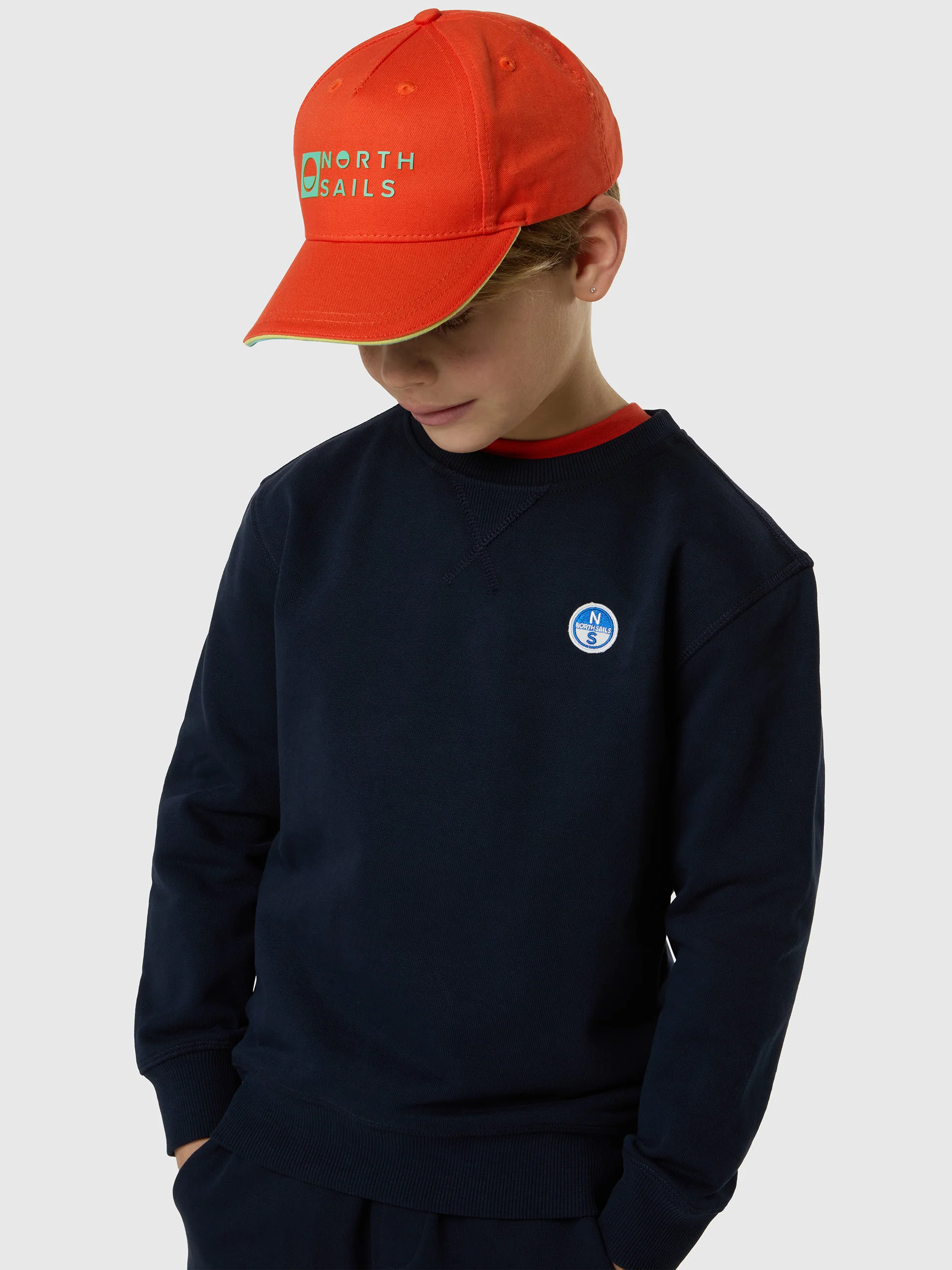 Sweatshirt with logo patch - Image 8