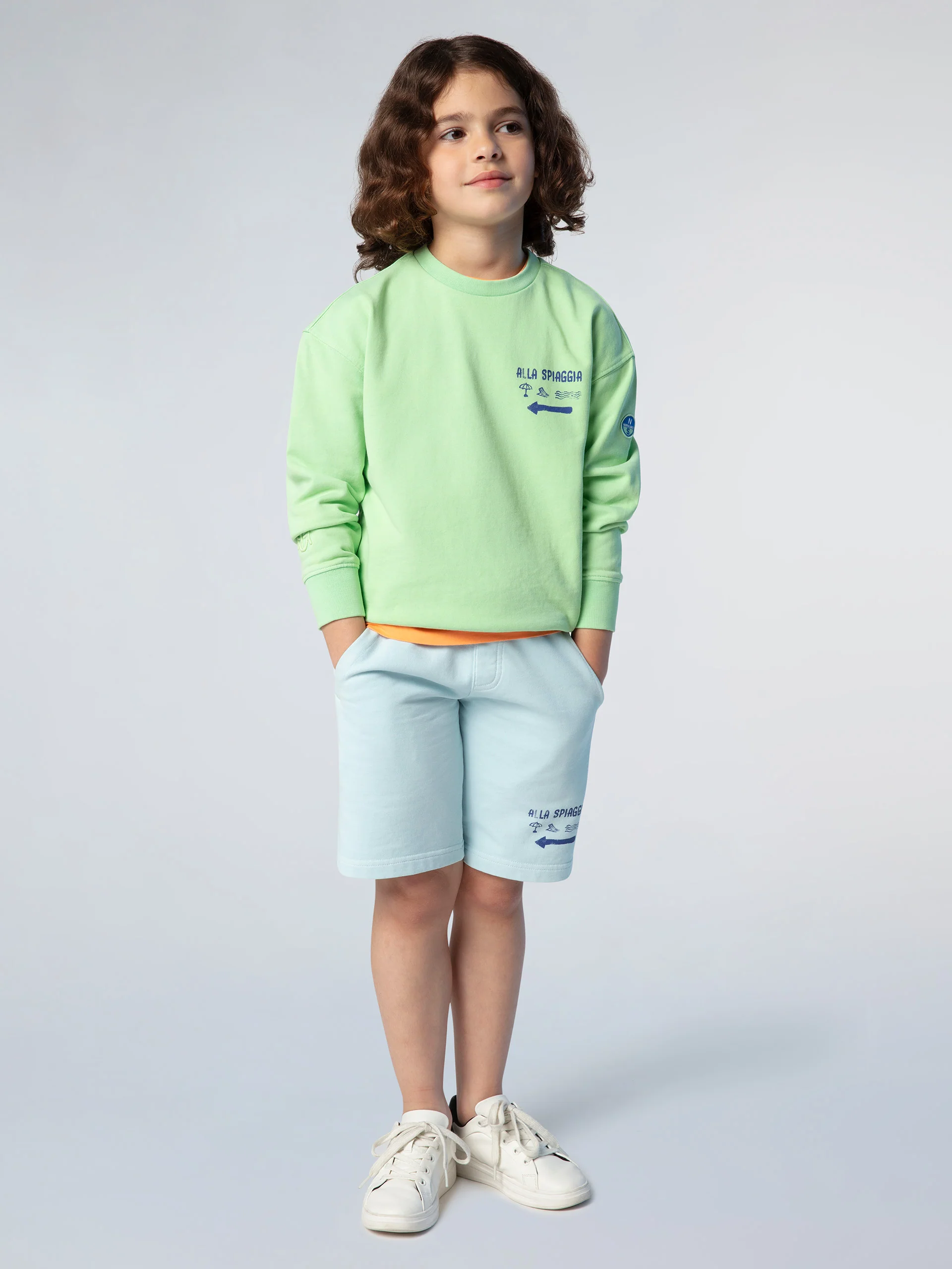 Sweatshirt with beach print - Image 14