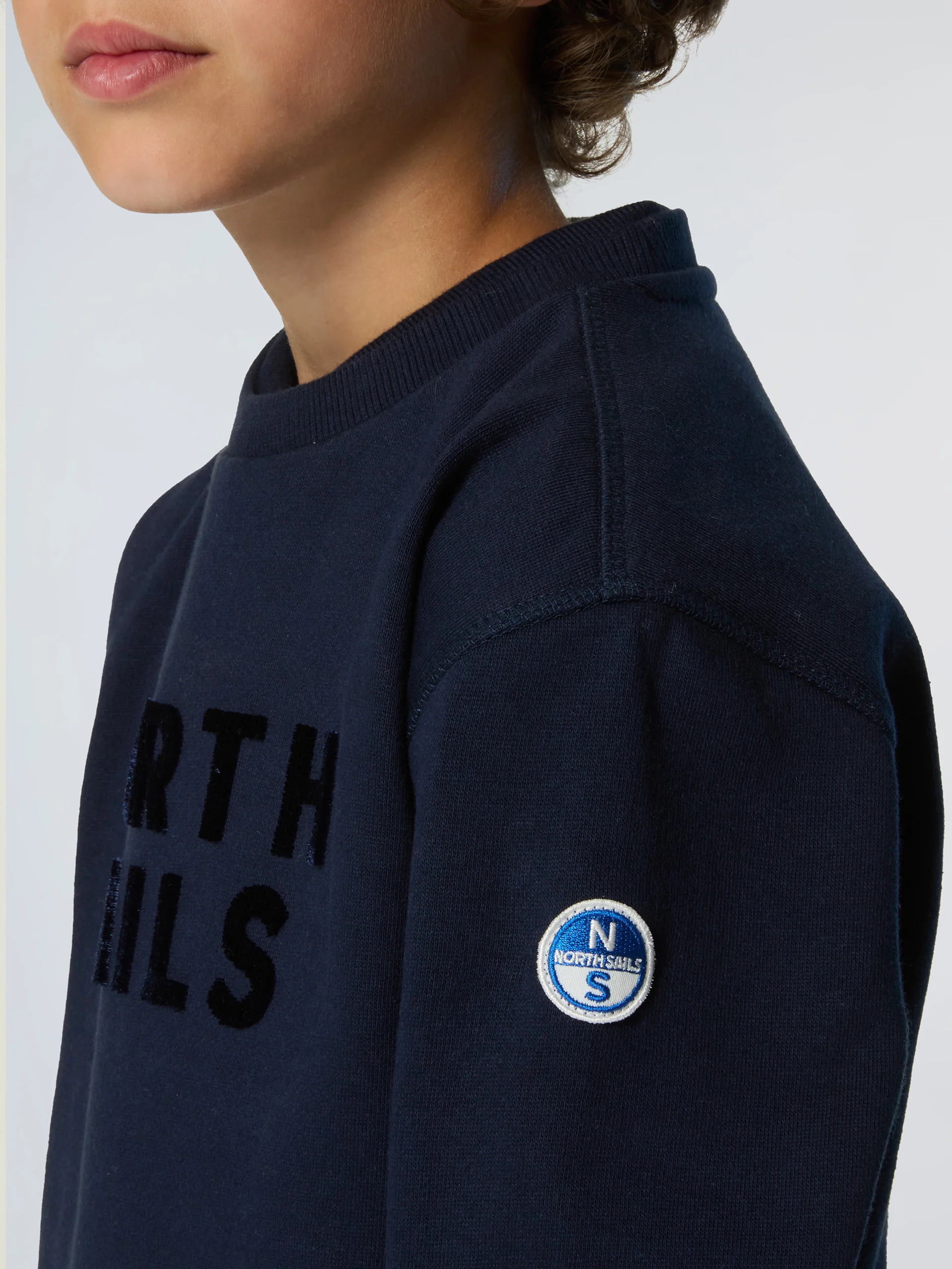 Sweatshirt with maxi logo - Image 15