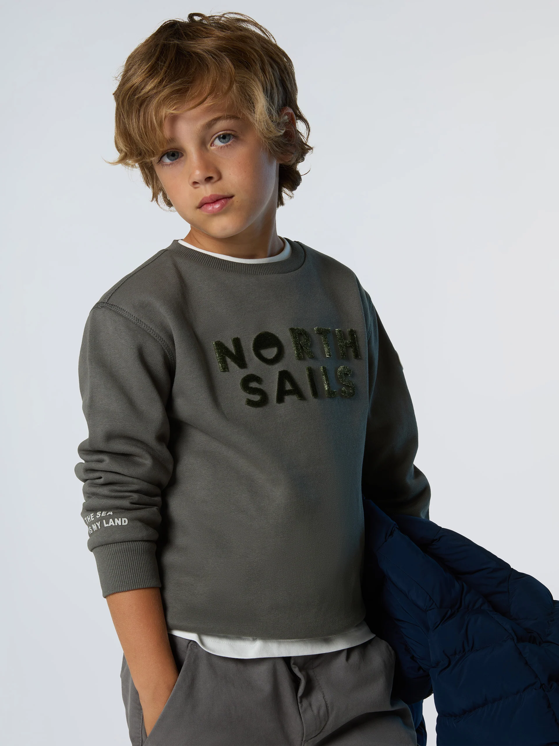 Sweatshirt with maxi logo - Image 26