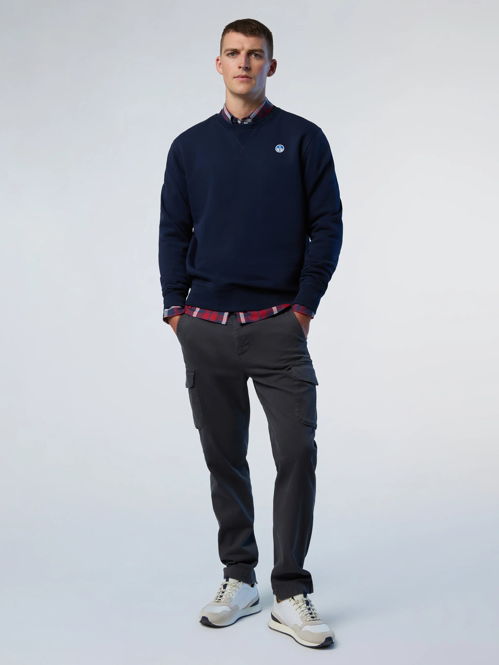 Sweatshirt with logo patch - Image 29