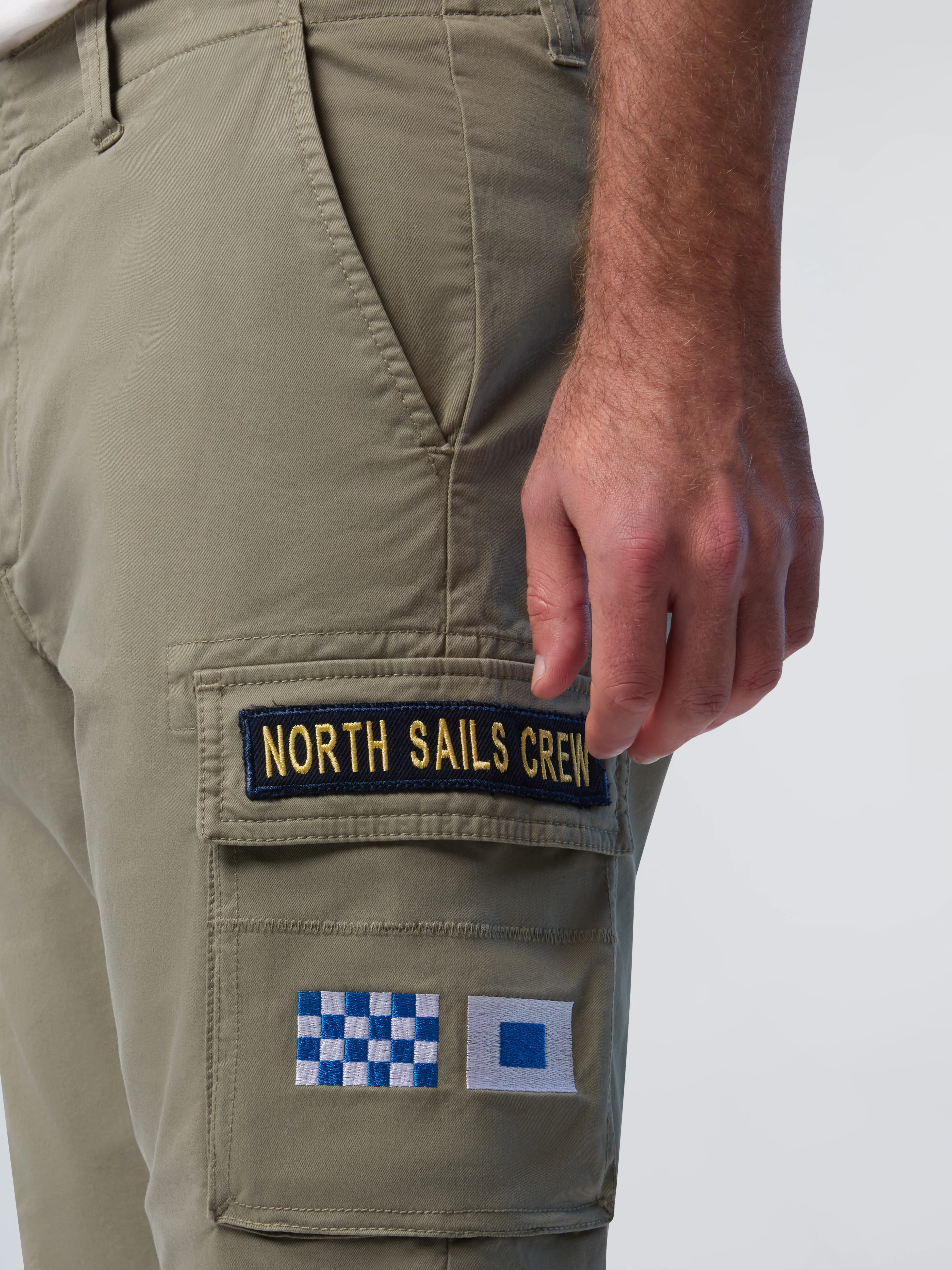 Crew cargo shorts - Image 11