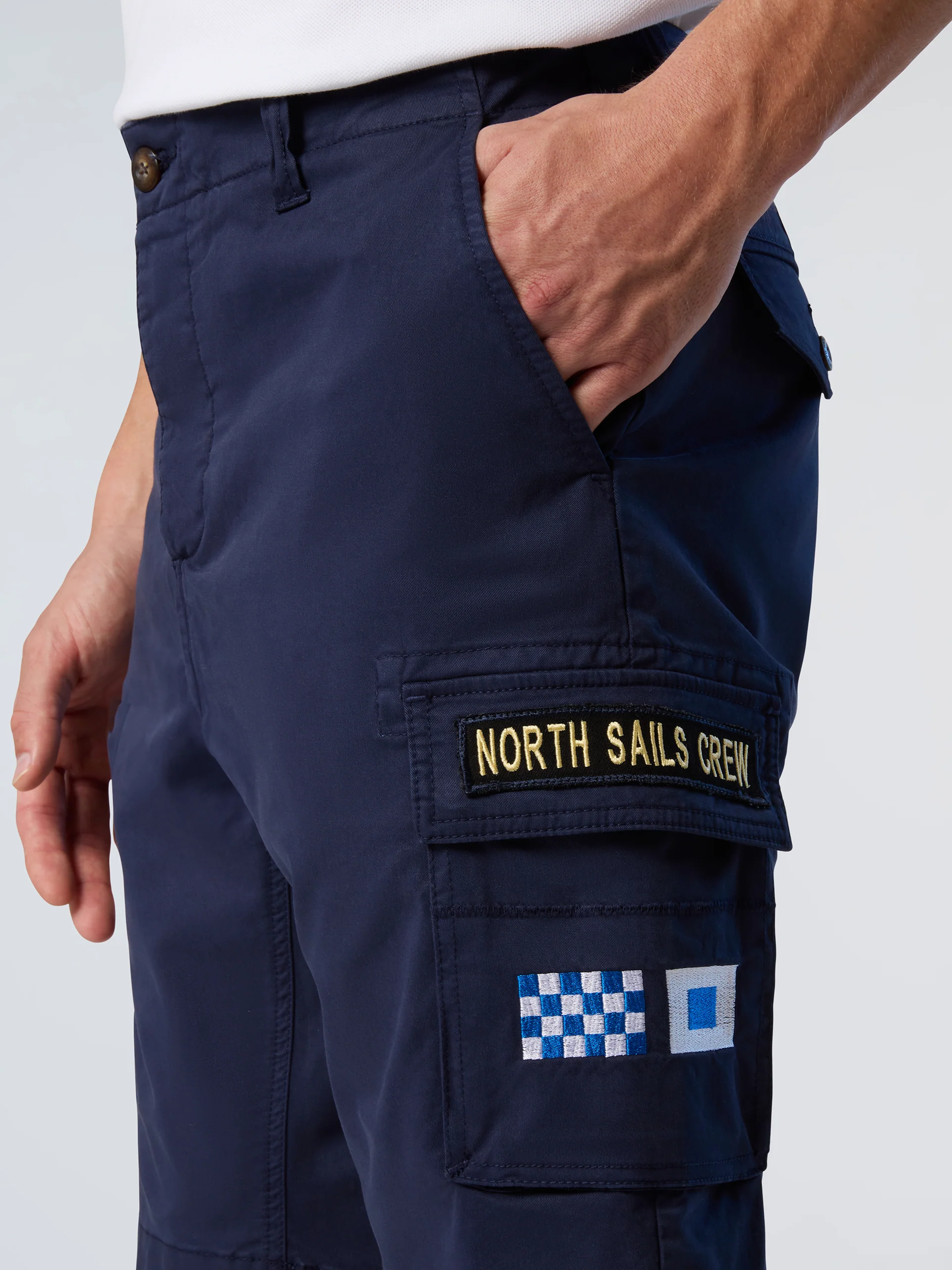 Crew cargo shorts - Image 17