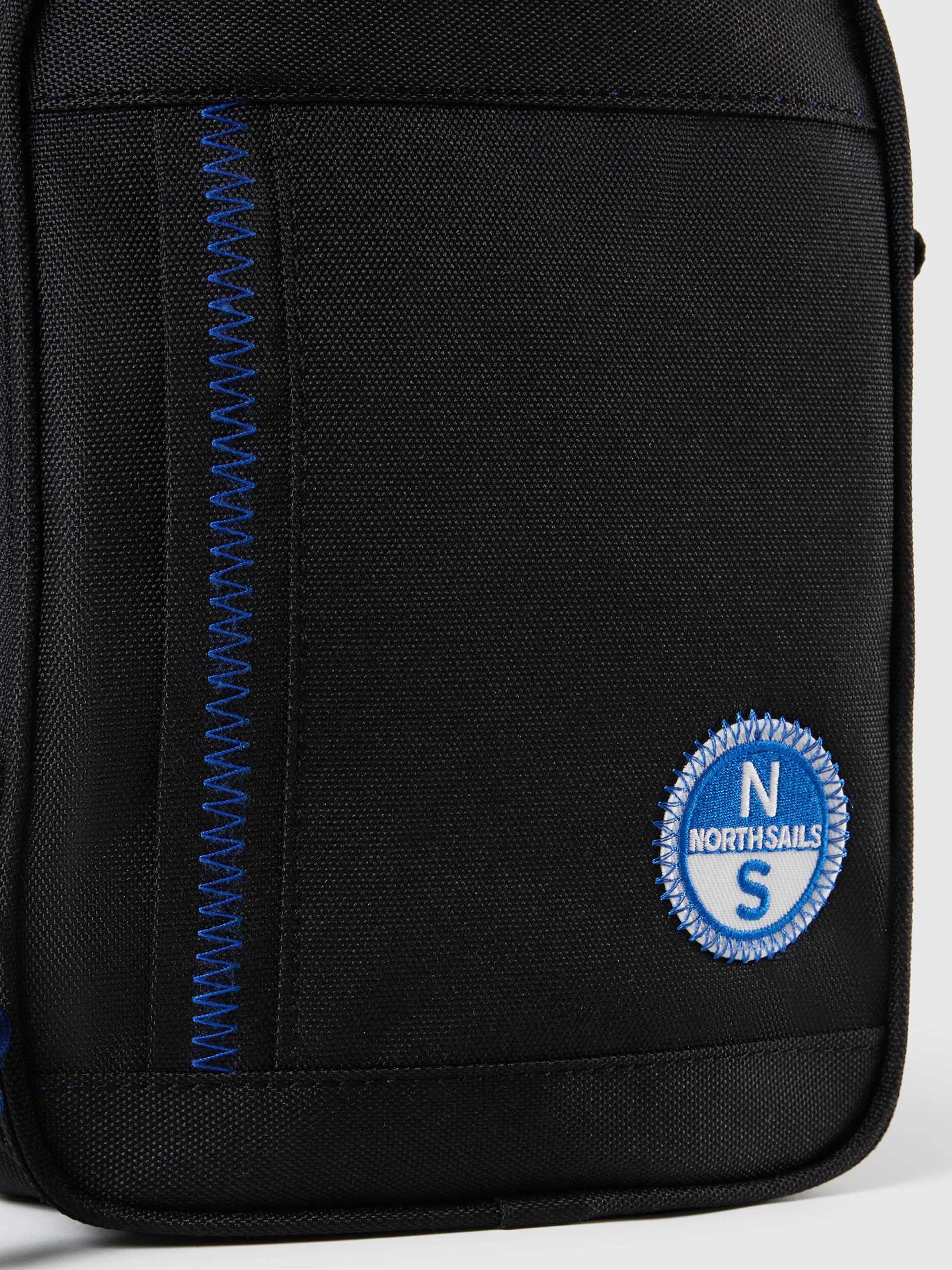 Waterproof canvas crossbody bag - Image 6