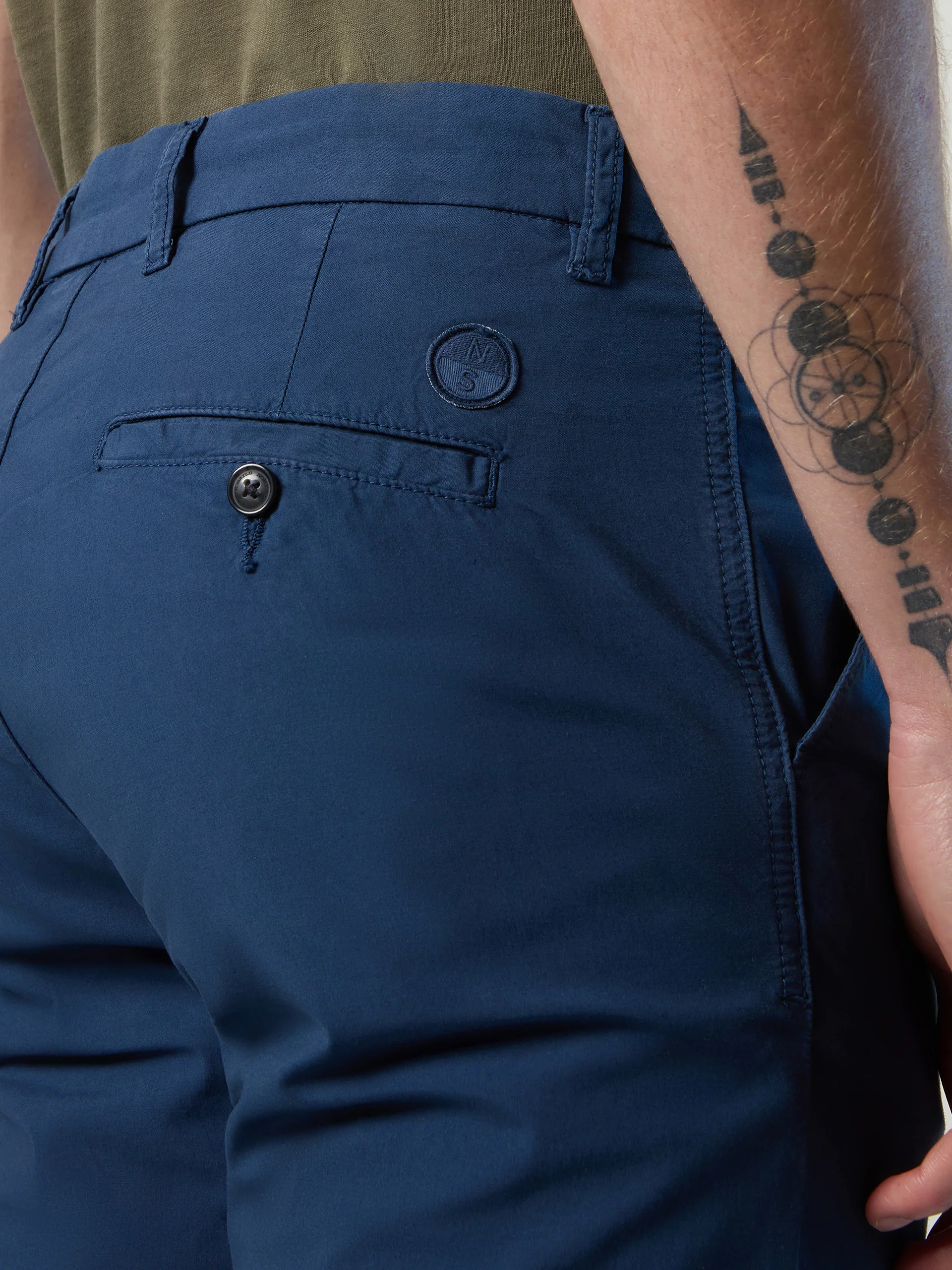 Defender poplin chinos - Image 15
