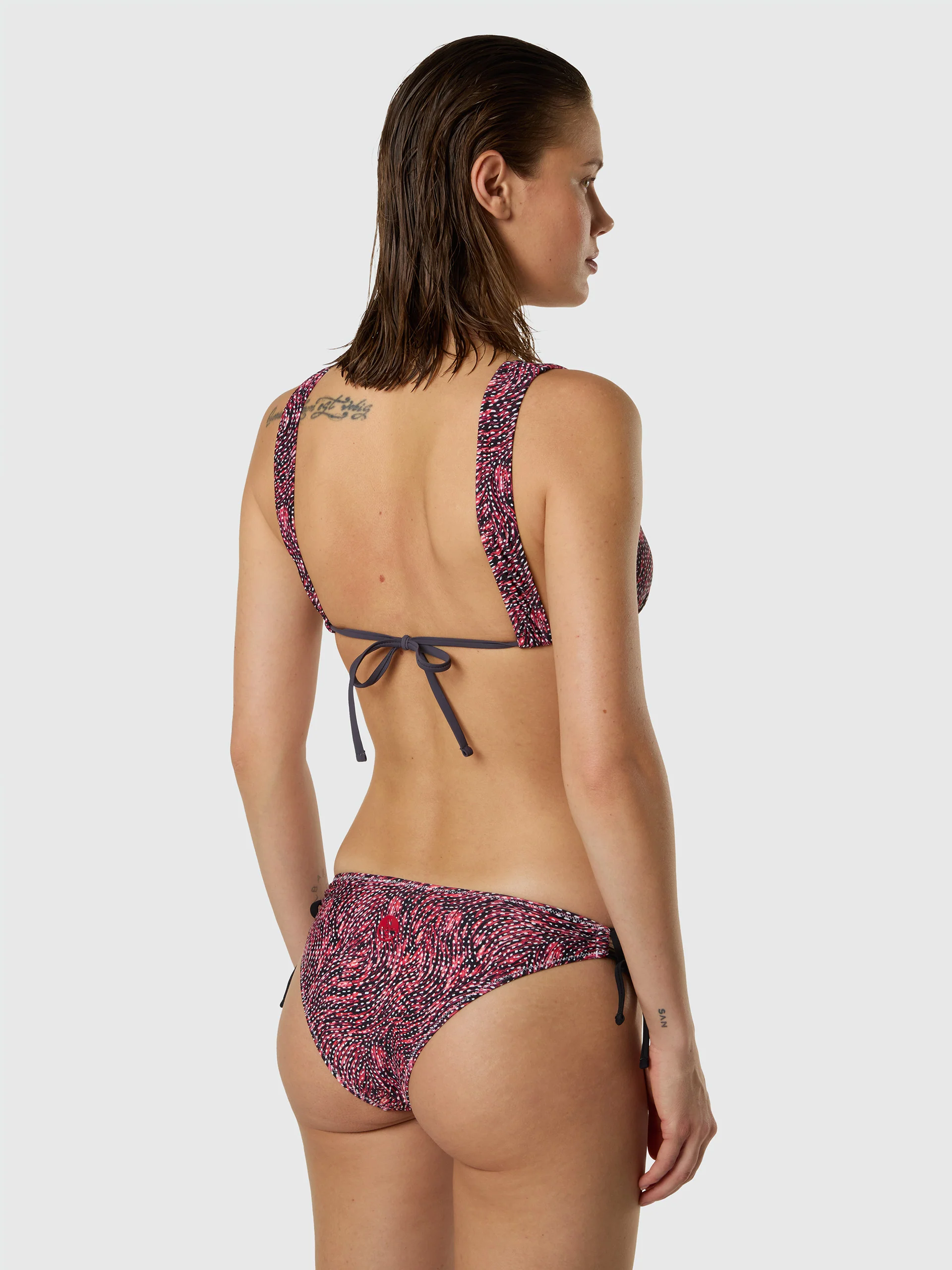 Side tie bikini briefs - Image 10