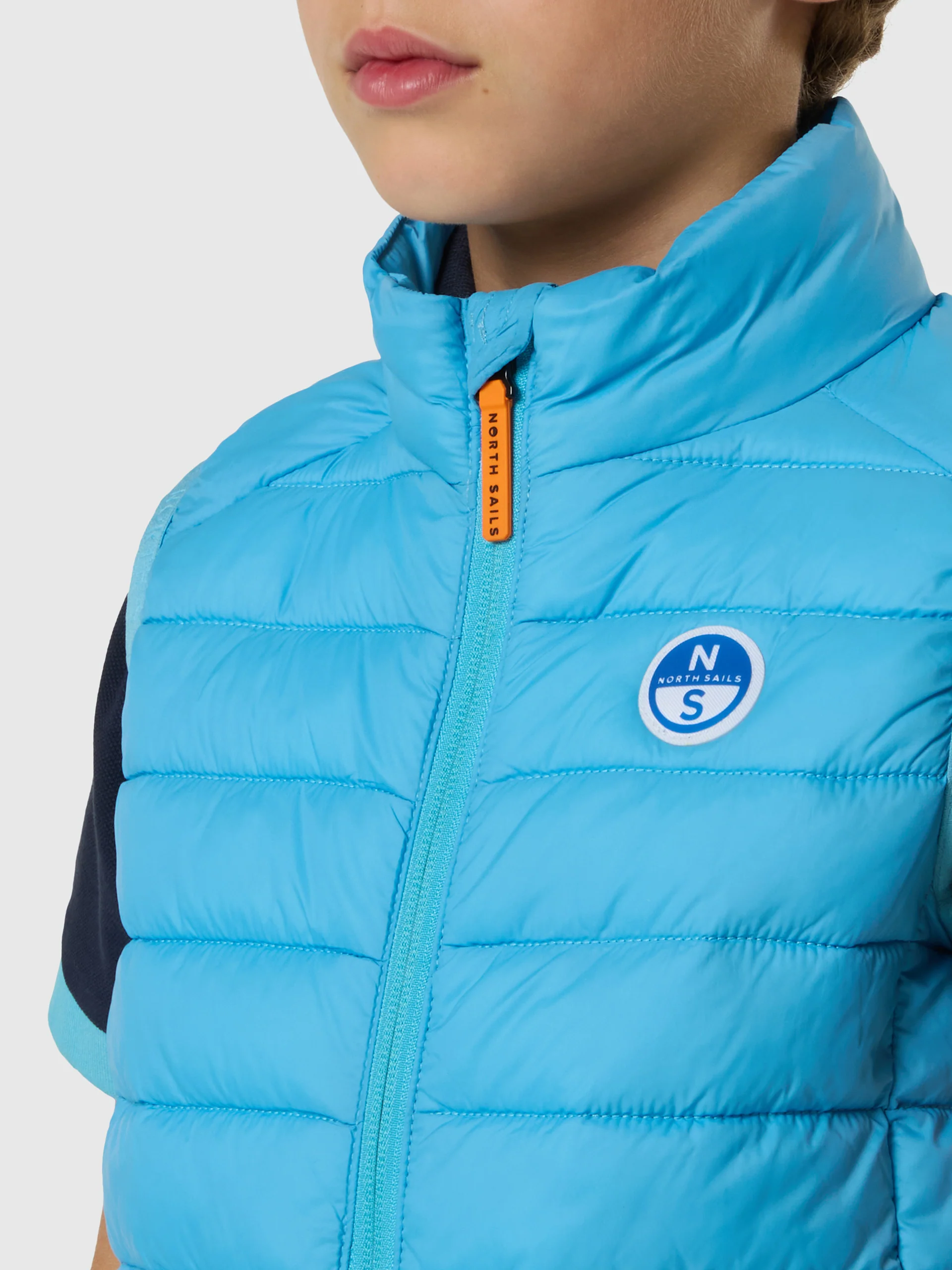 Explorer Vest - Image 13