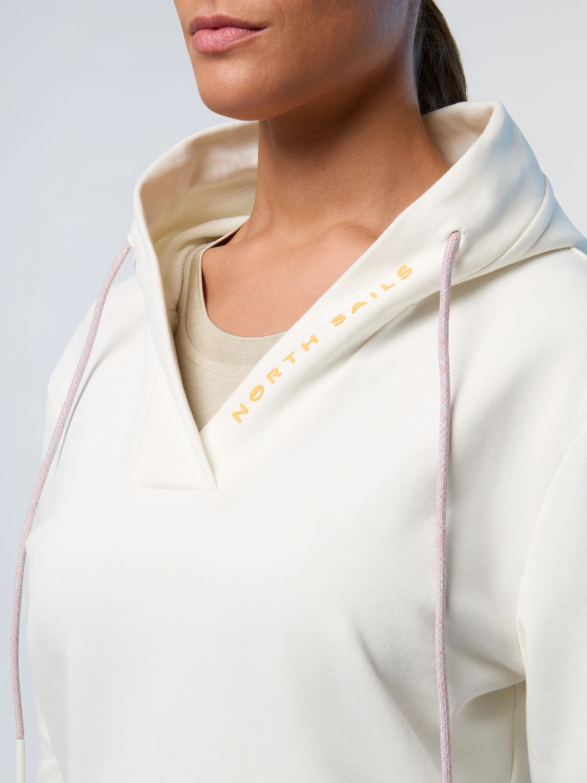 V-neck hoodie with North Sails print - Image 6
