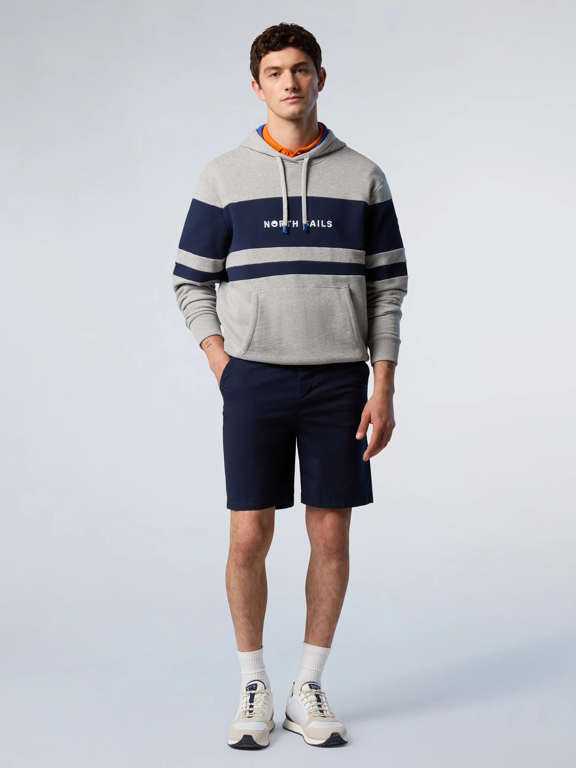 Hoodie with front stripes - Image 19