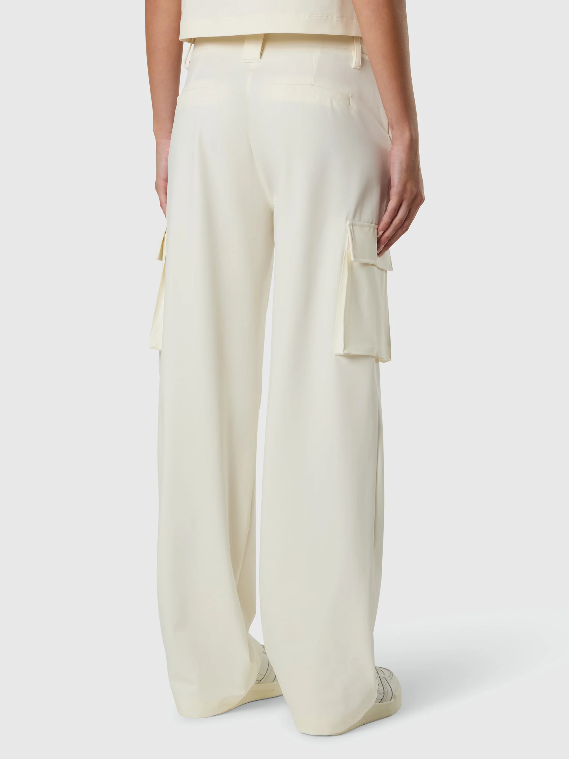 GUESS X NORTH SAILS CARGO PANTS - Image 2