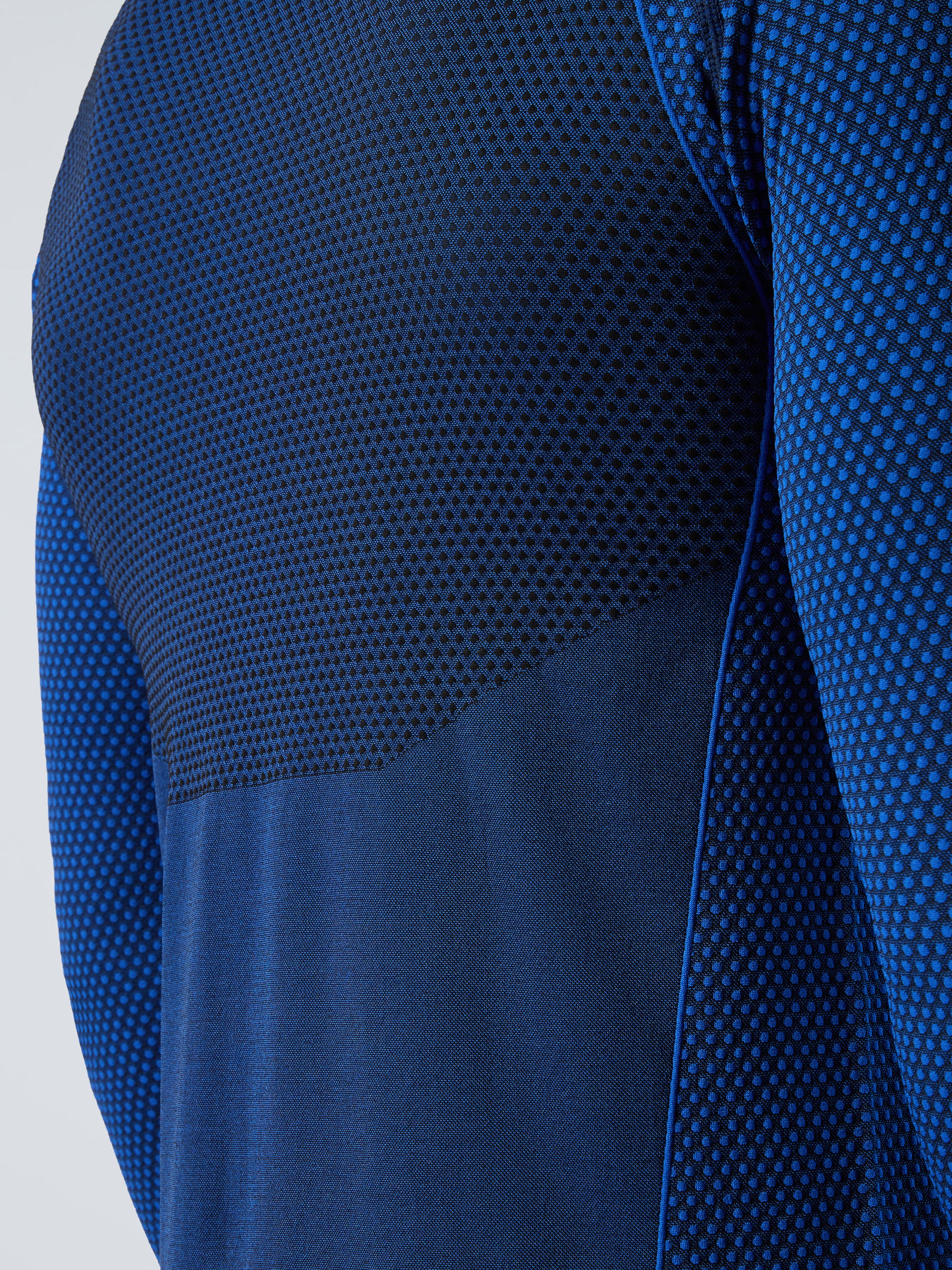 Baselayer Top - Image 7