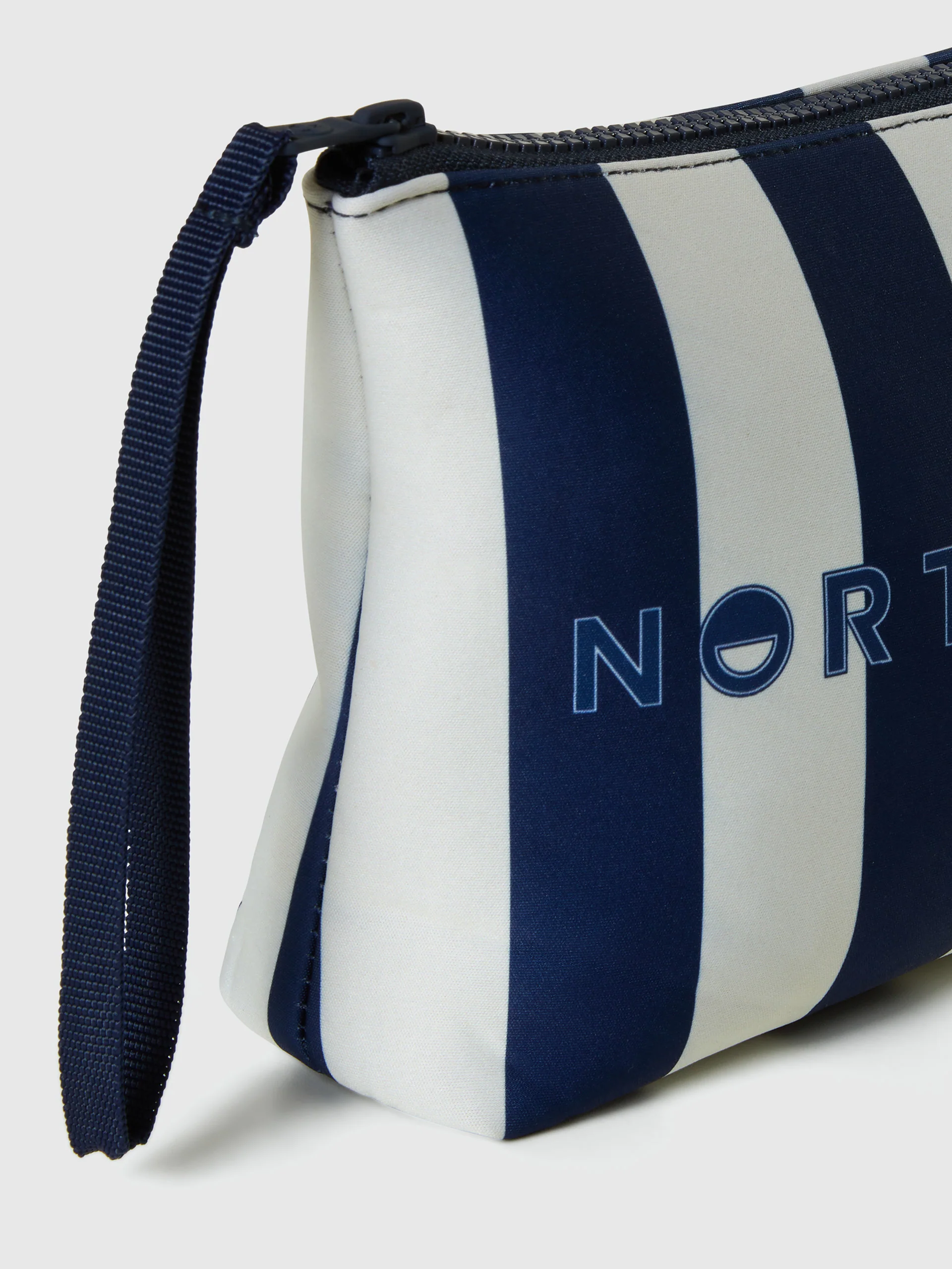 Striped scuba pouch