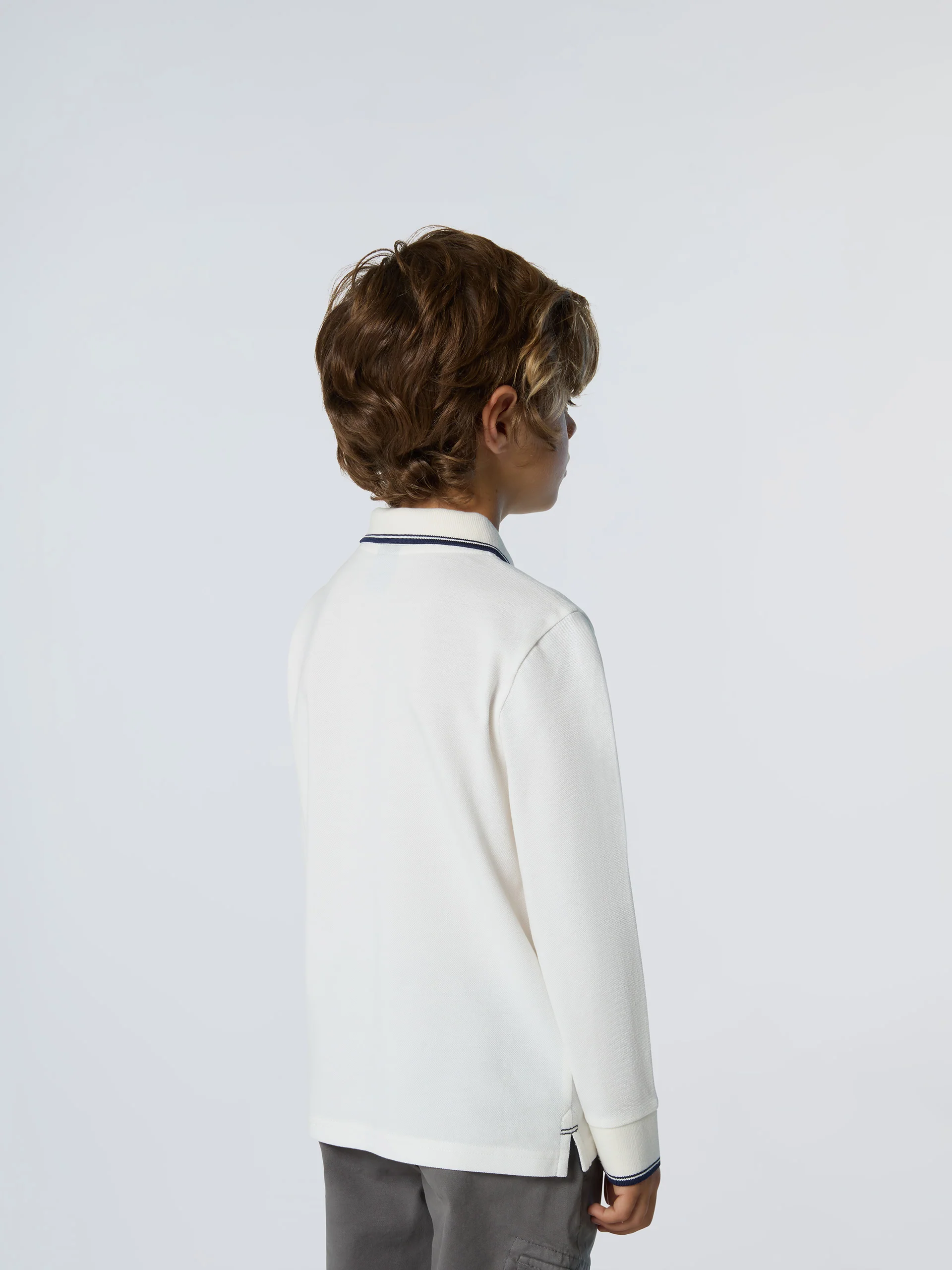 Long-sleeved polo shirt with collar lettering - Image 4