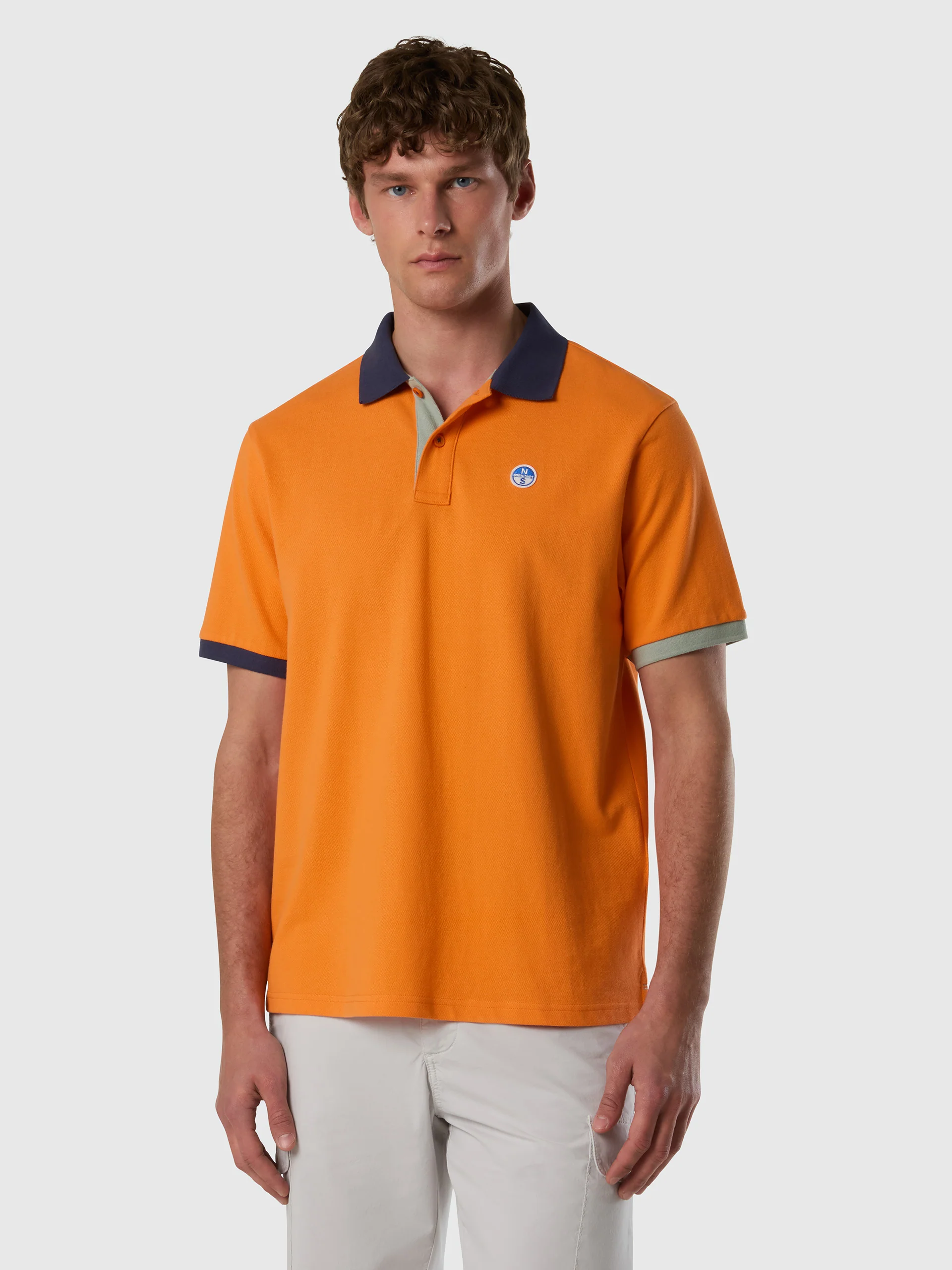 Polo shirt with mismatch cuffs - Image 15