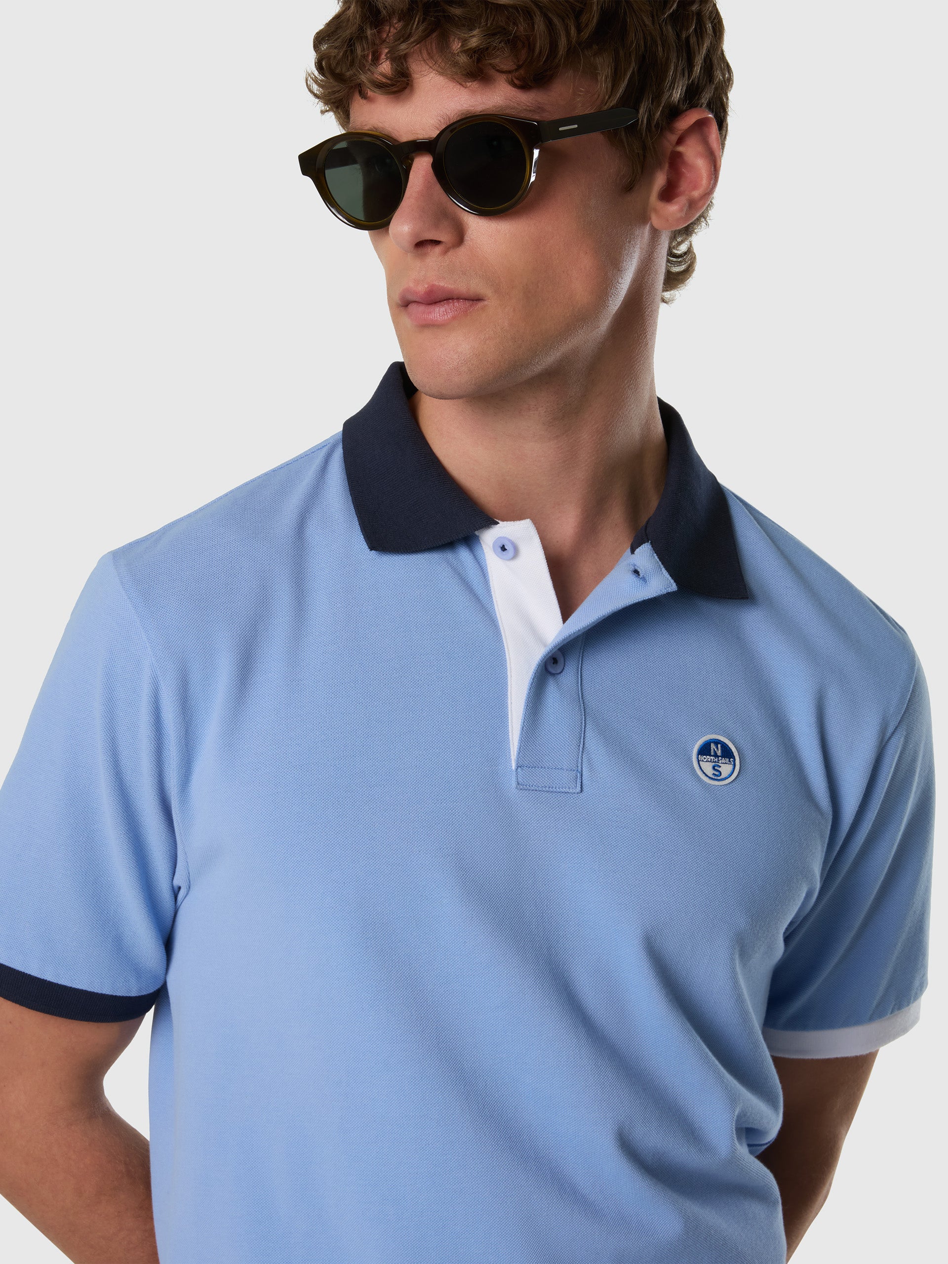 Polo shirt with mismatch cuffs - Image 23