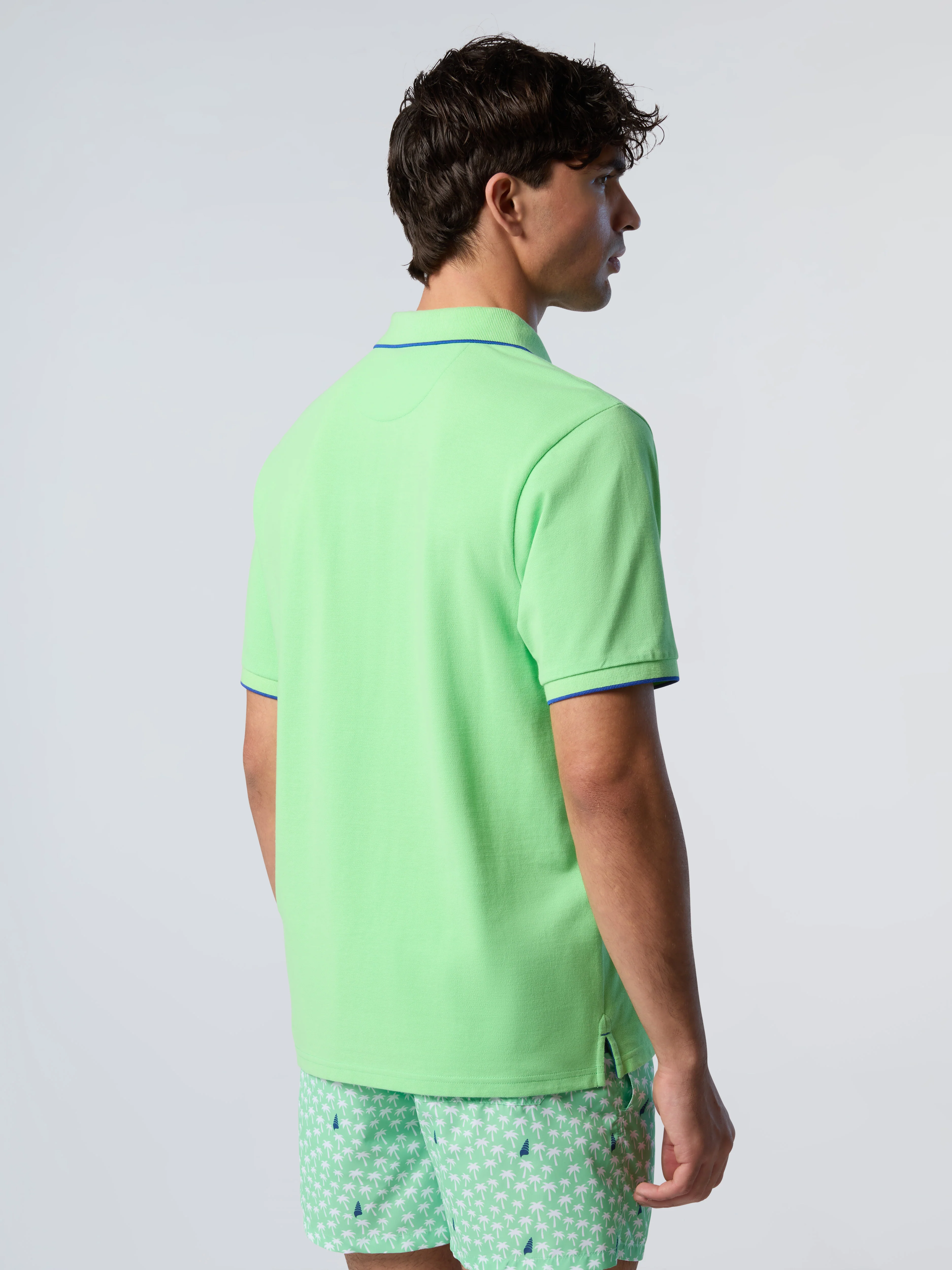 Polo shirt with contrast trims - Image 17