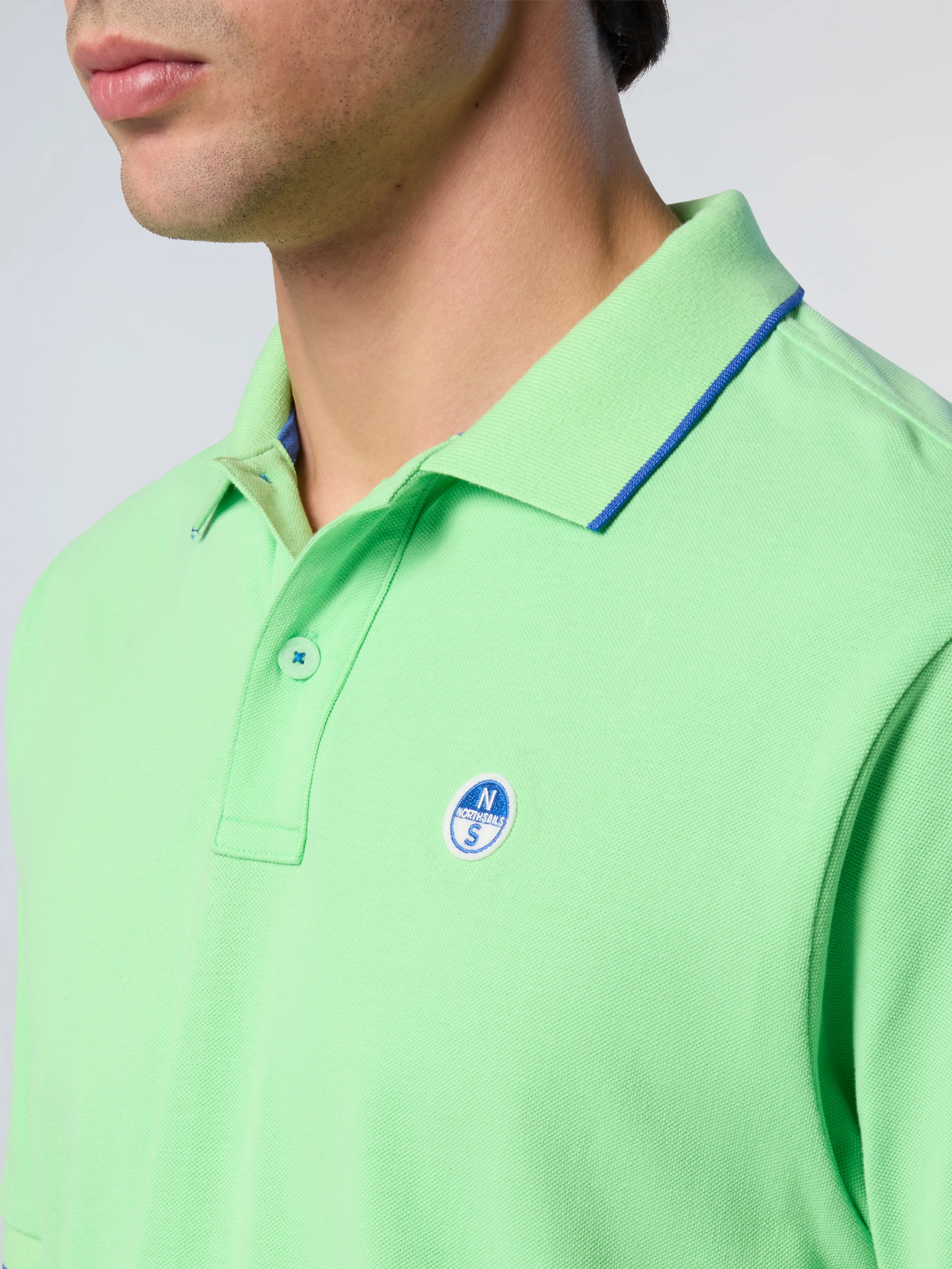Polo shirt with contrast trims - Image 19