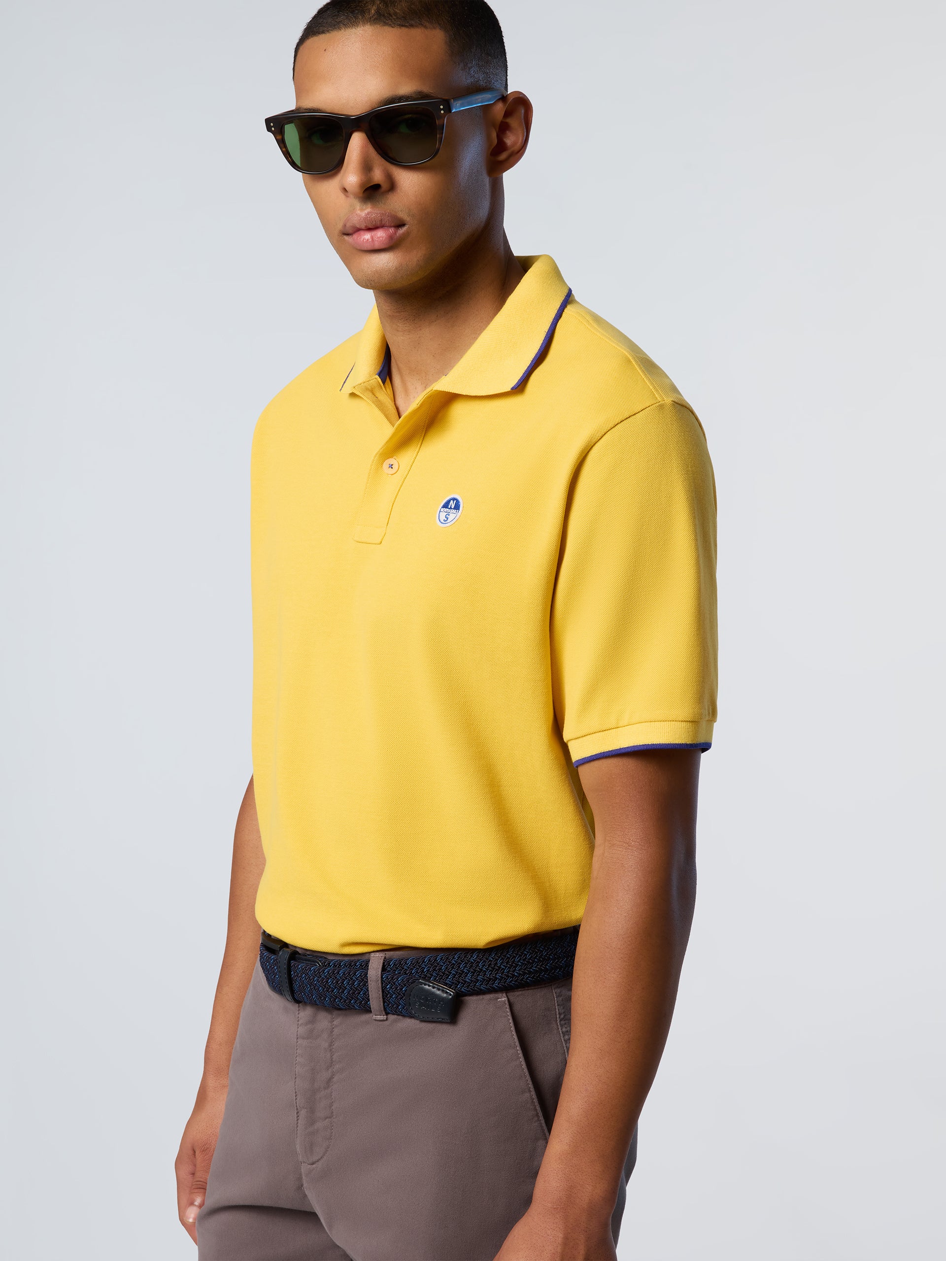 Polo shirt with contrast trims - Image 22