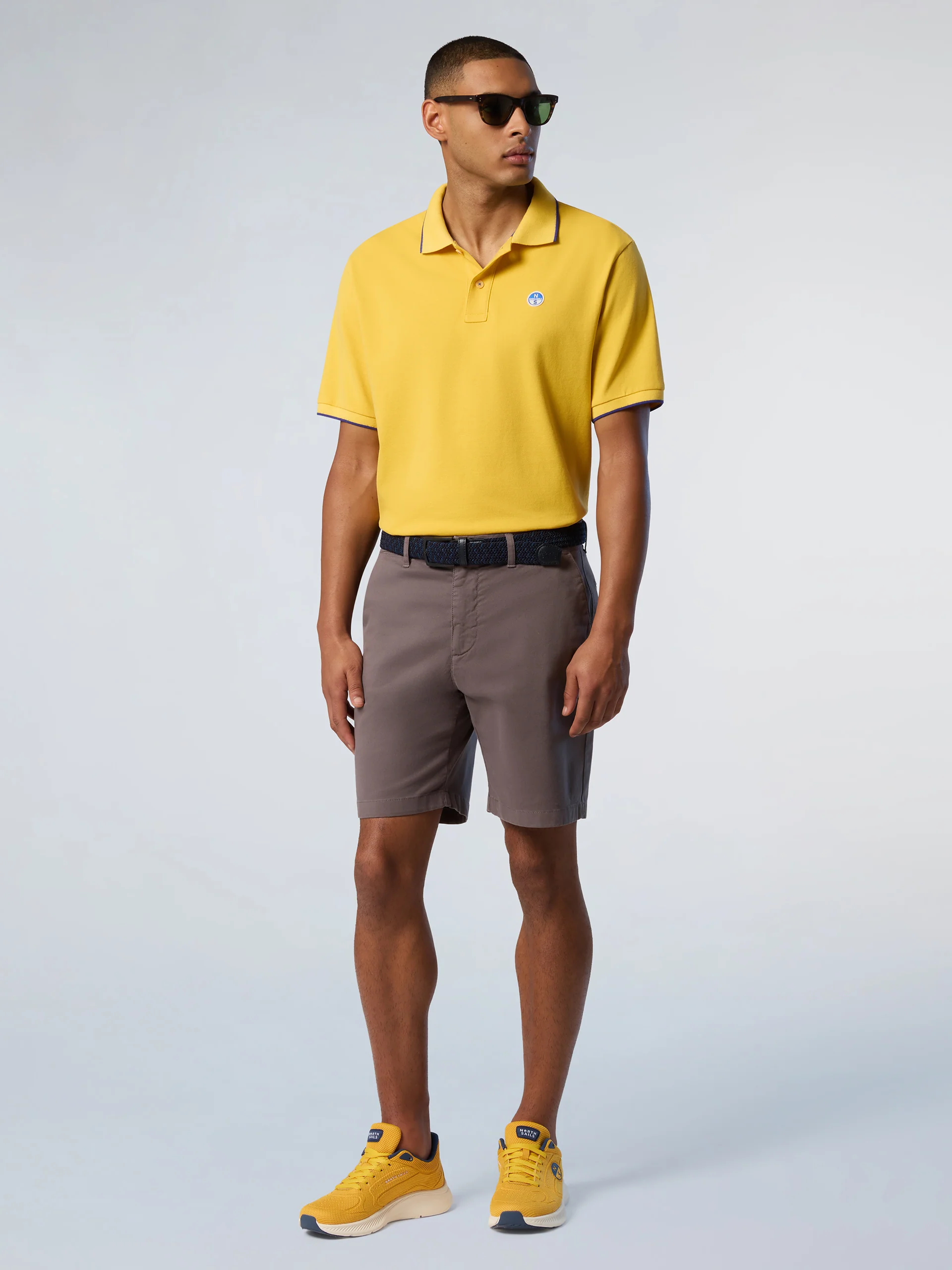 Polo shirt with contrast trims - Image 25