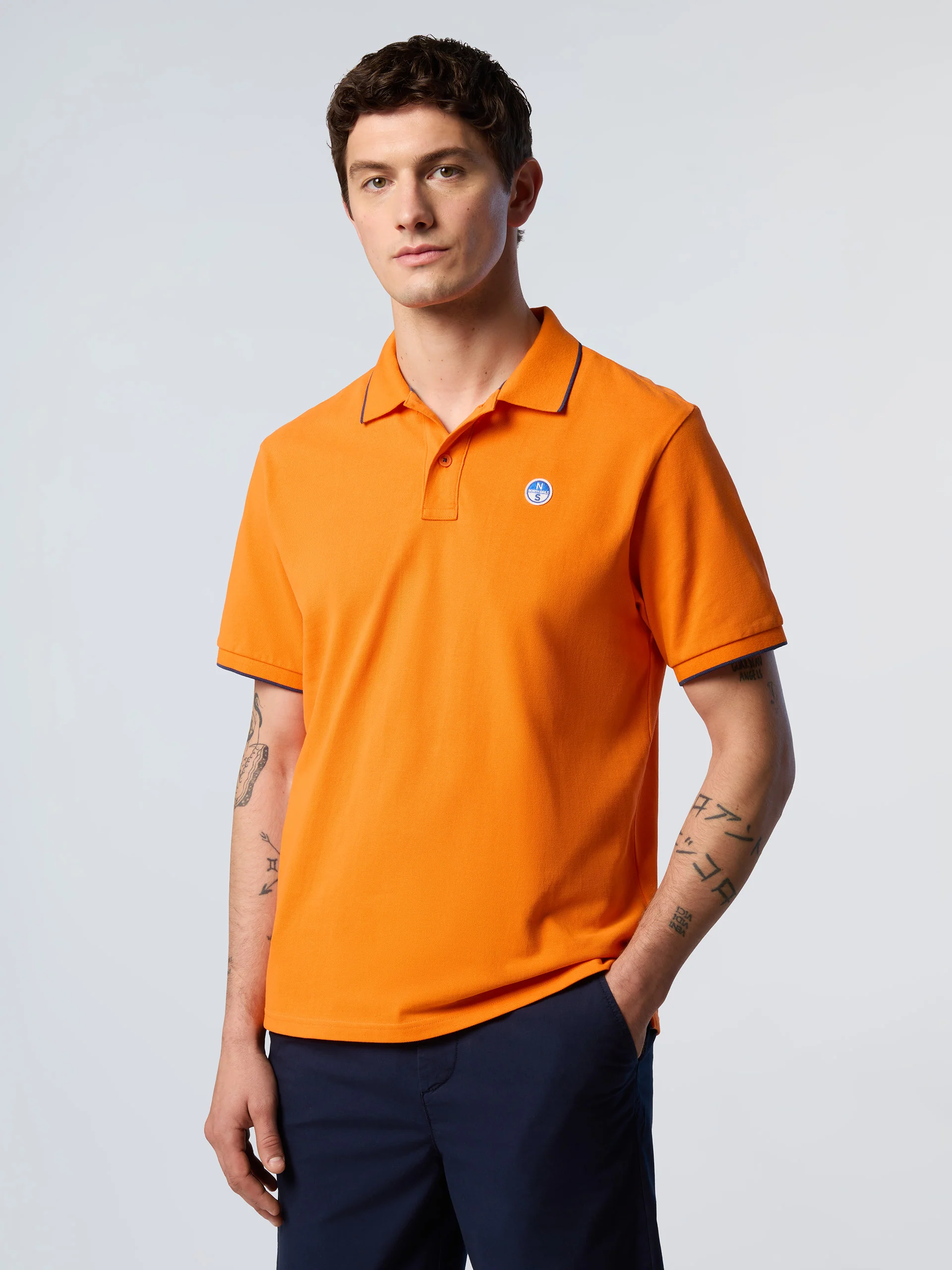 Polo shirt with contrast trims - Image 28