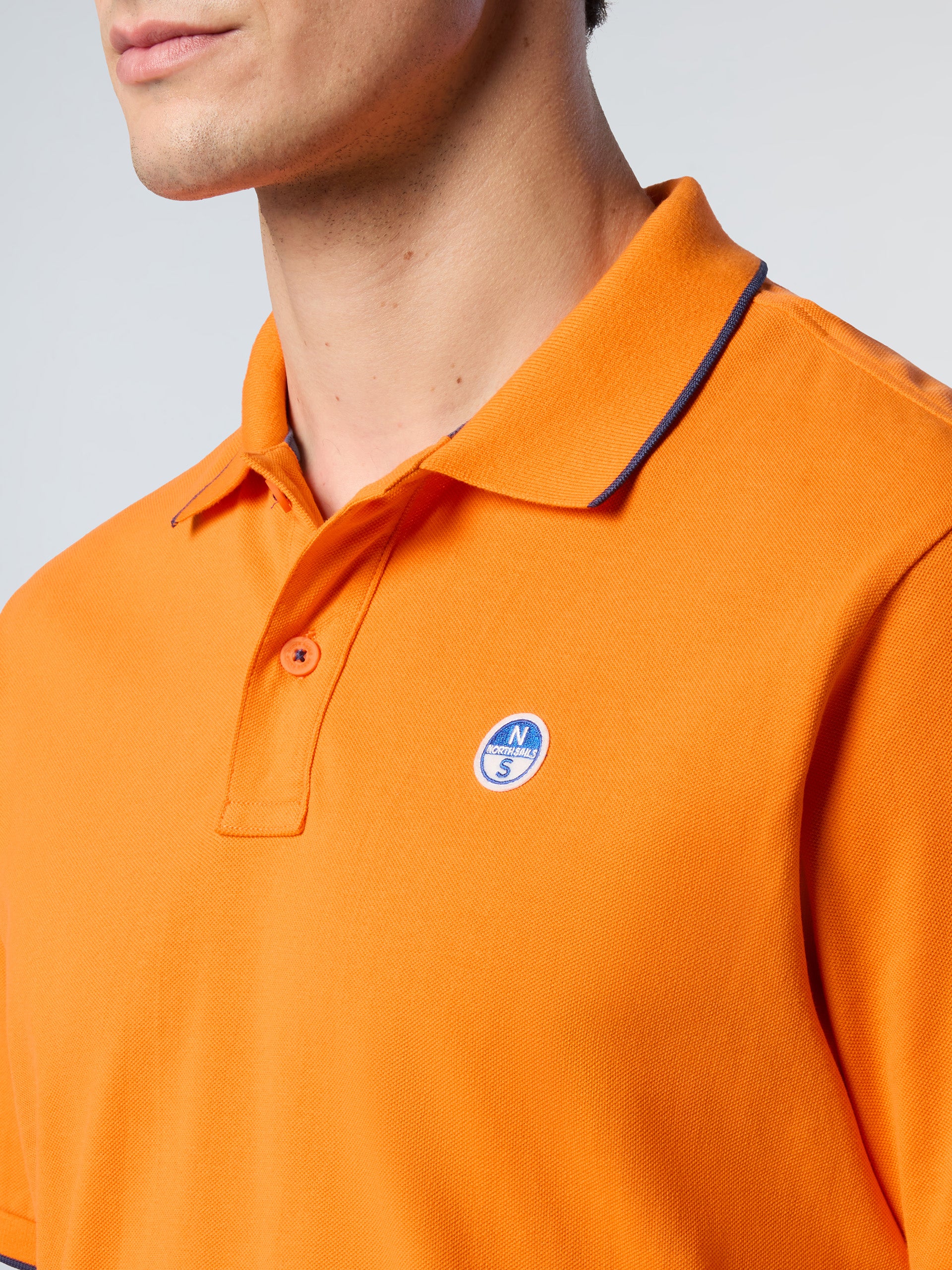 Polo shirt with contrast trims - Image 32