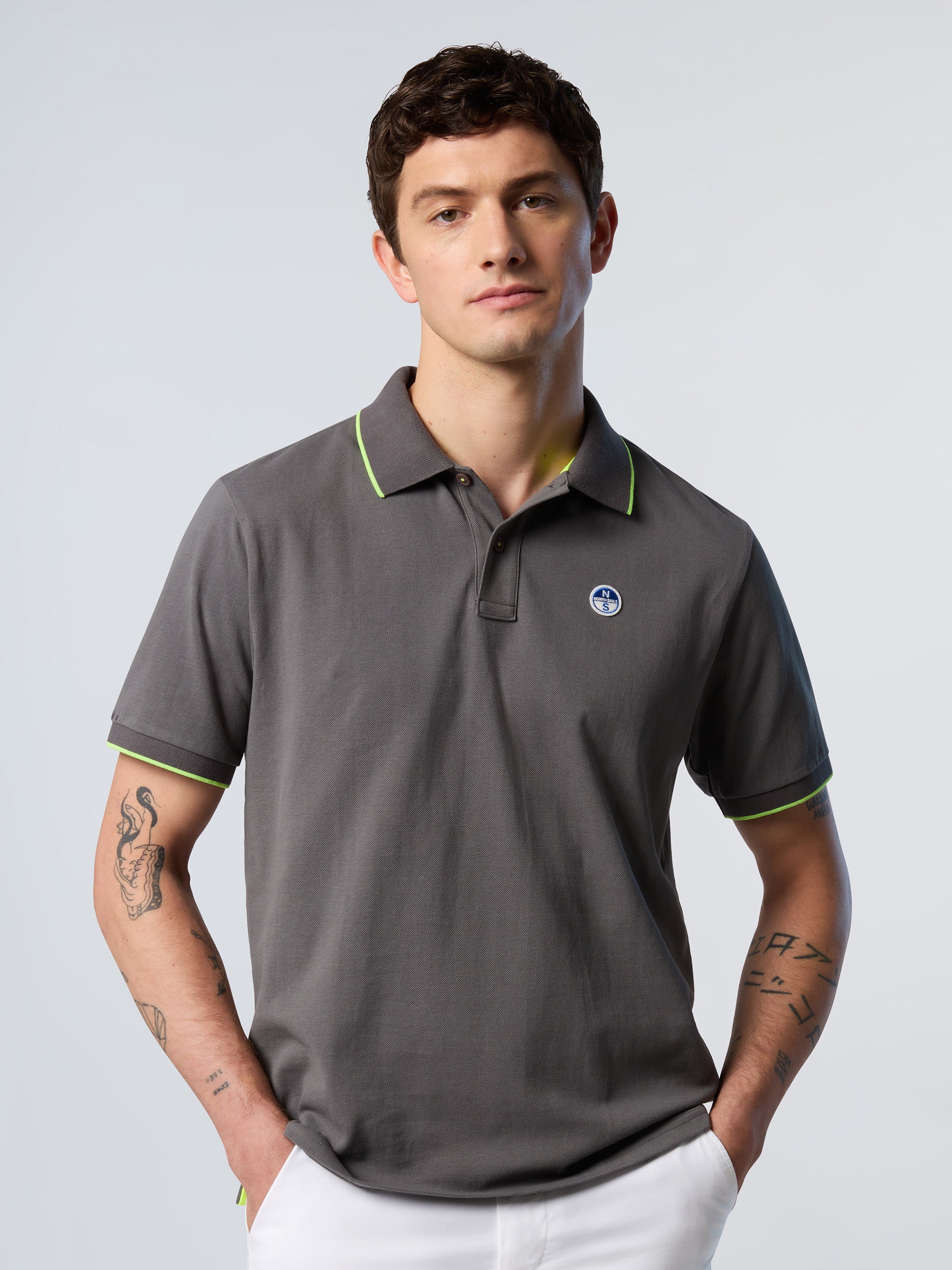 Polo shirt with contrast trims - Image 49