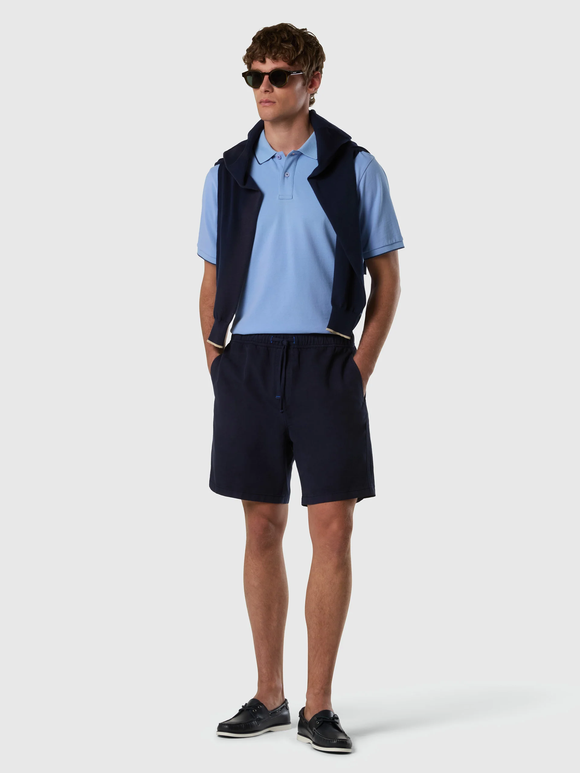 Polo shirt with contrast edges - Image 26
