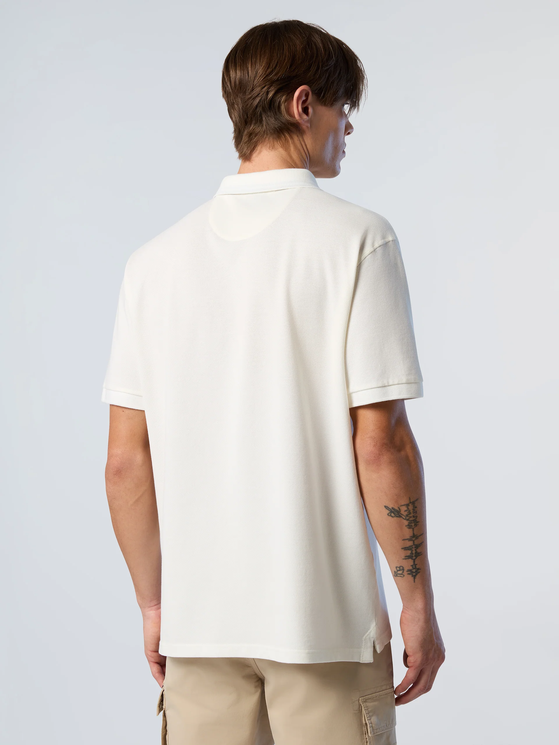 Polo shirt with pigment-dyed finish - Image 4