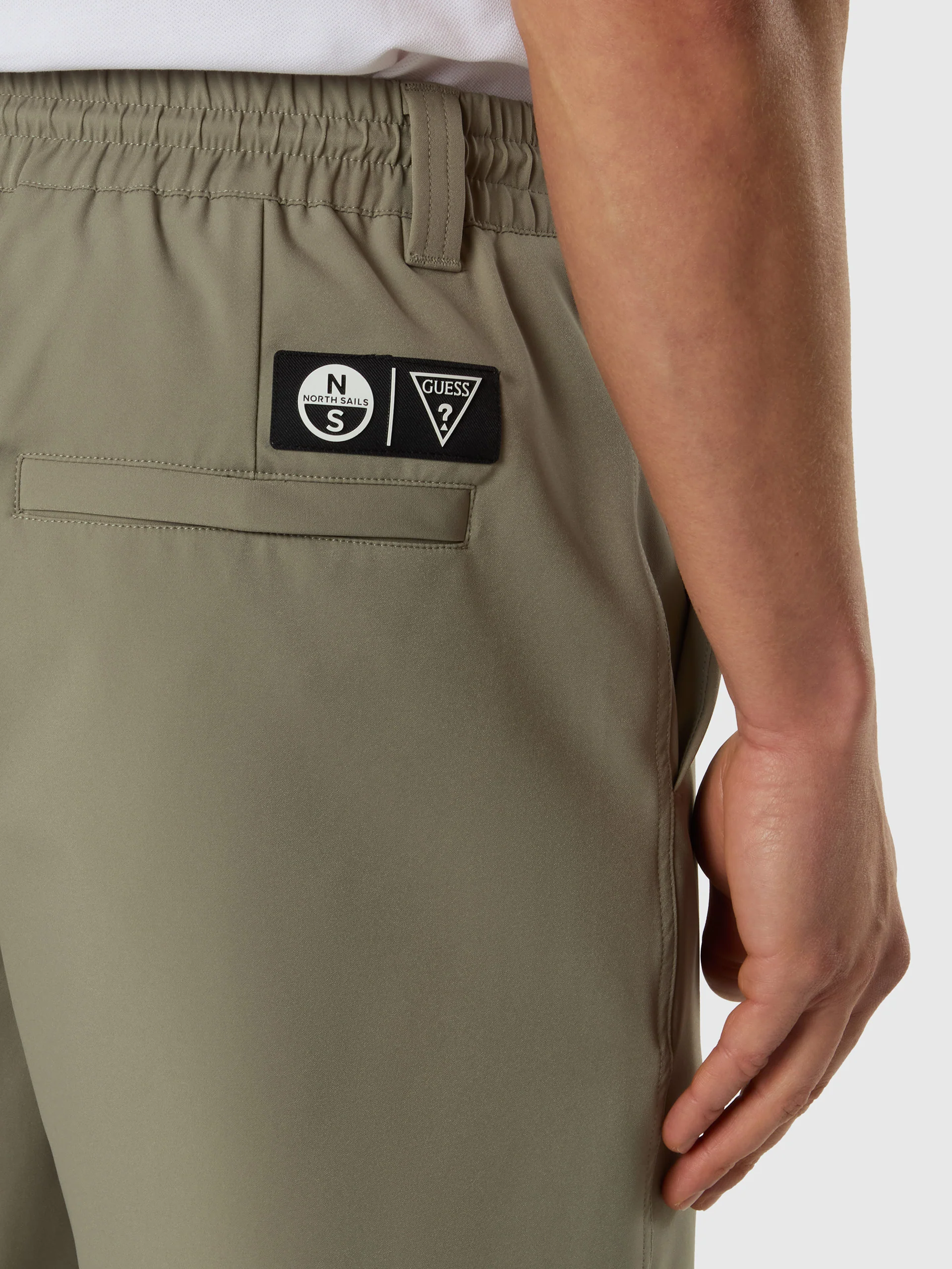 GUESS X NORTH SAILS DRAWSTRING SHORTS - Image 7