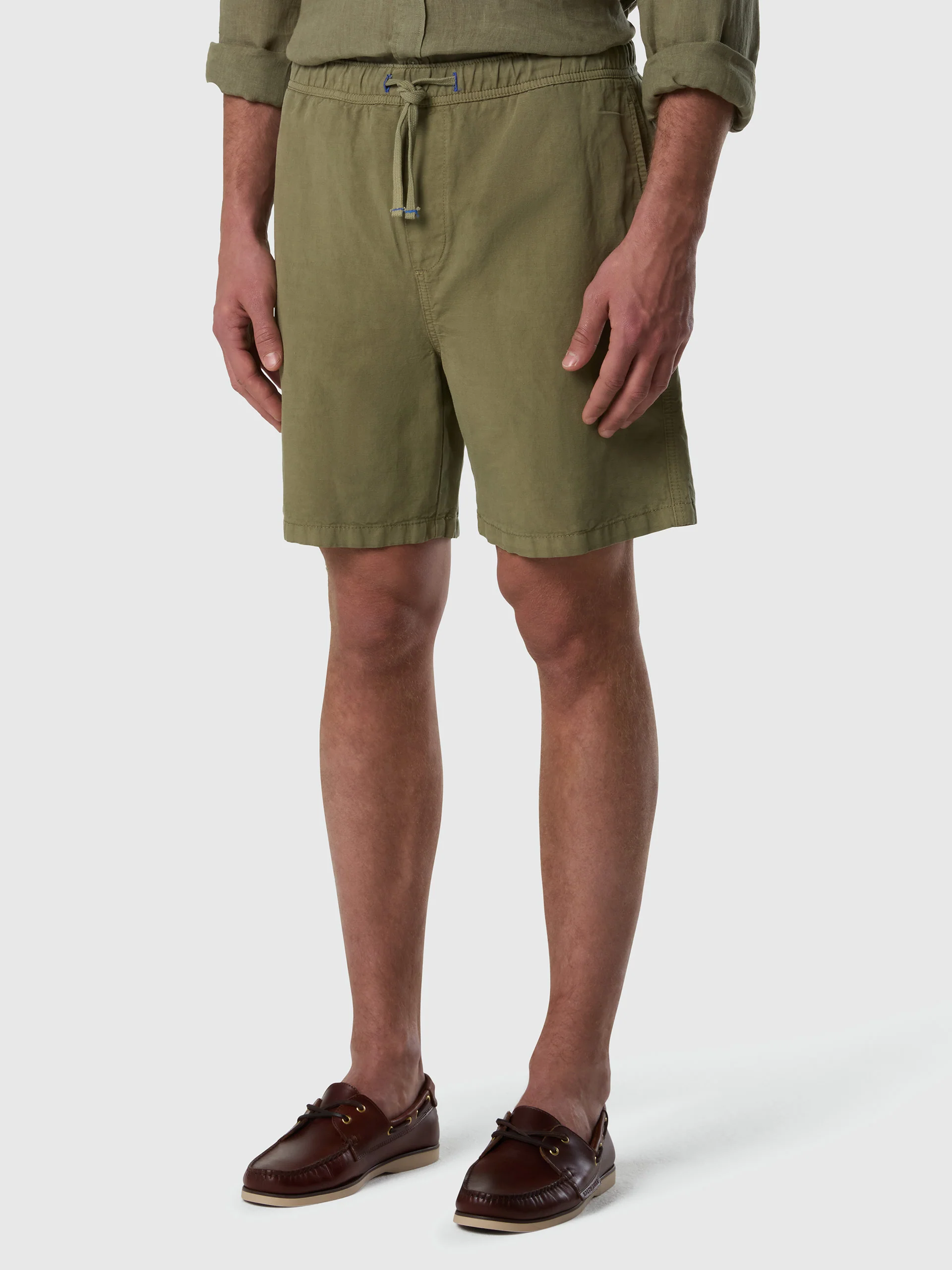 Resolute elasticated shorts