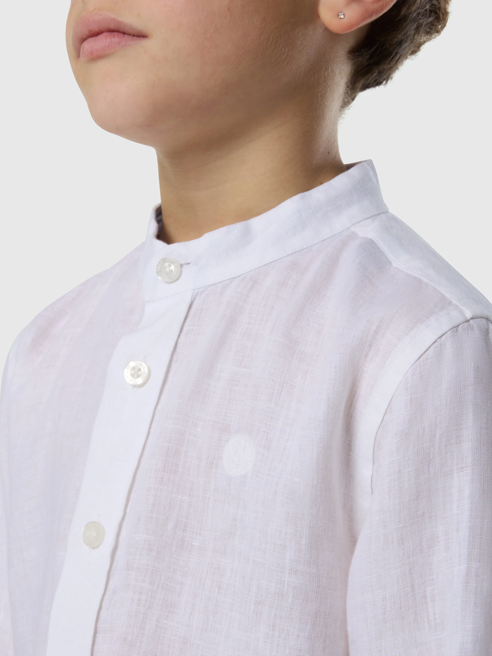 Linen Mandarin collar shirt - Image 6