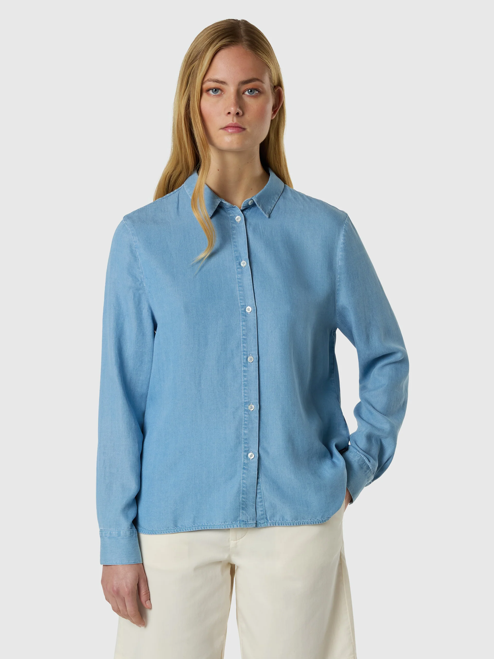 TENCEL™ shirt with embroidered logo