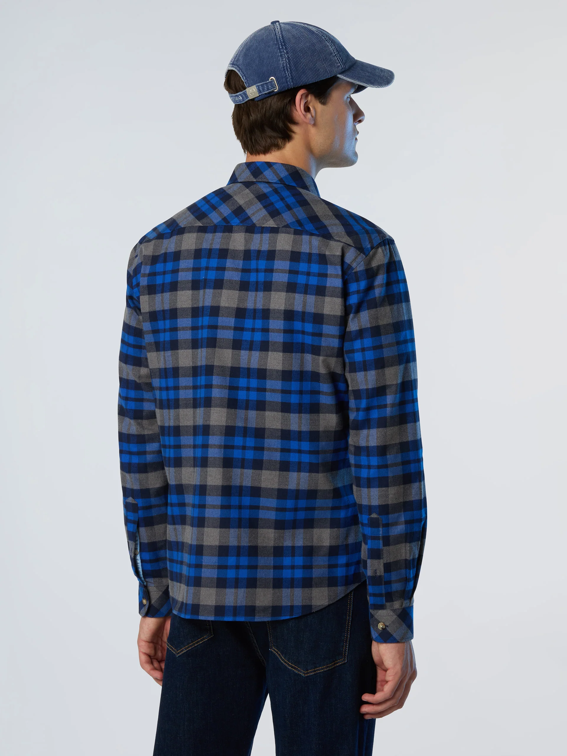 Checked flannel shirt - Image 13